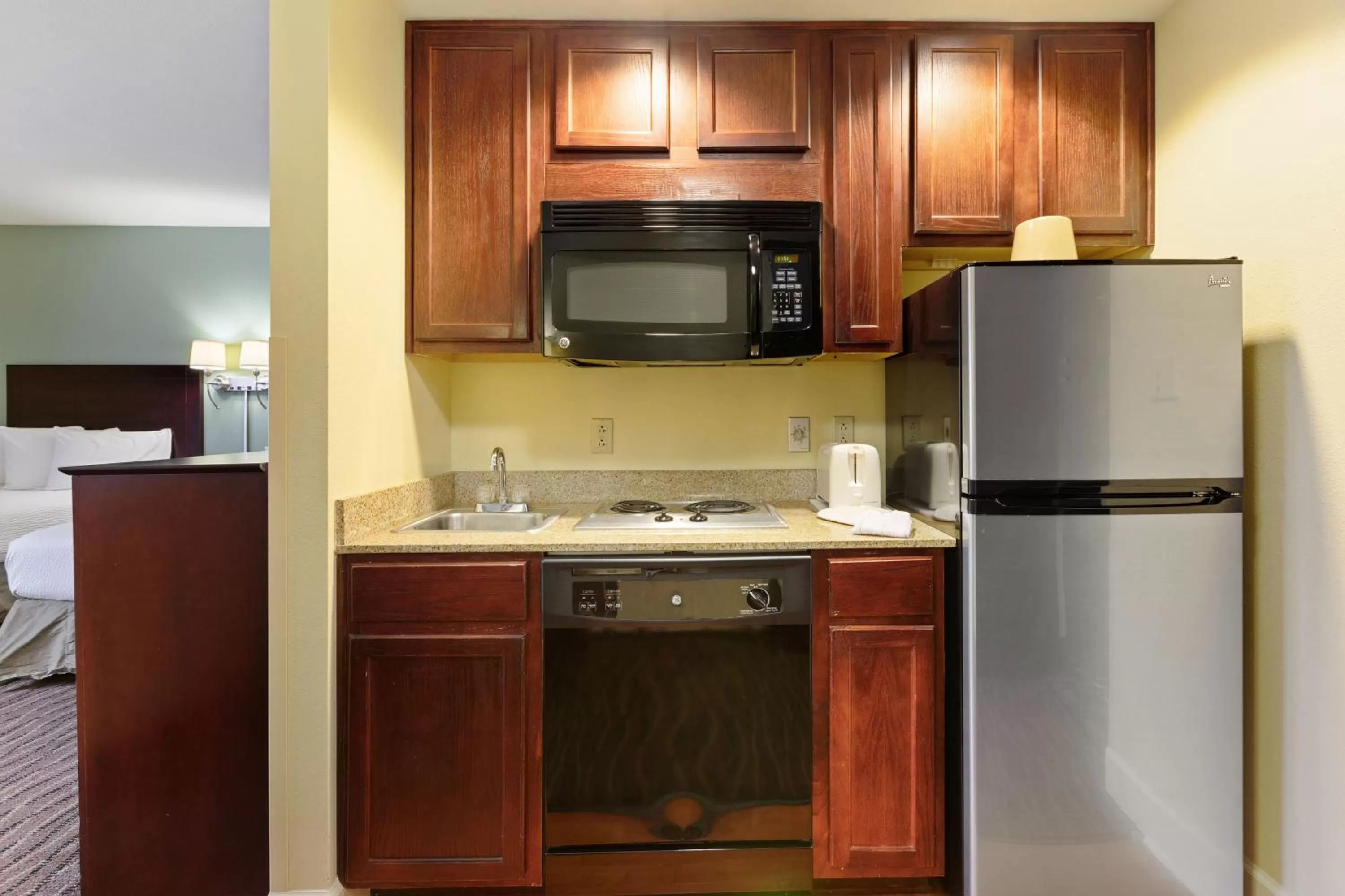 Kitchen or kitchenette in Extended Stay America Premier Suites - Lakeland - I-4