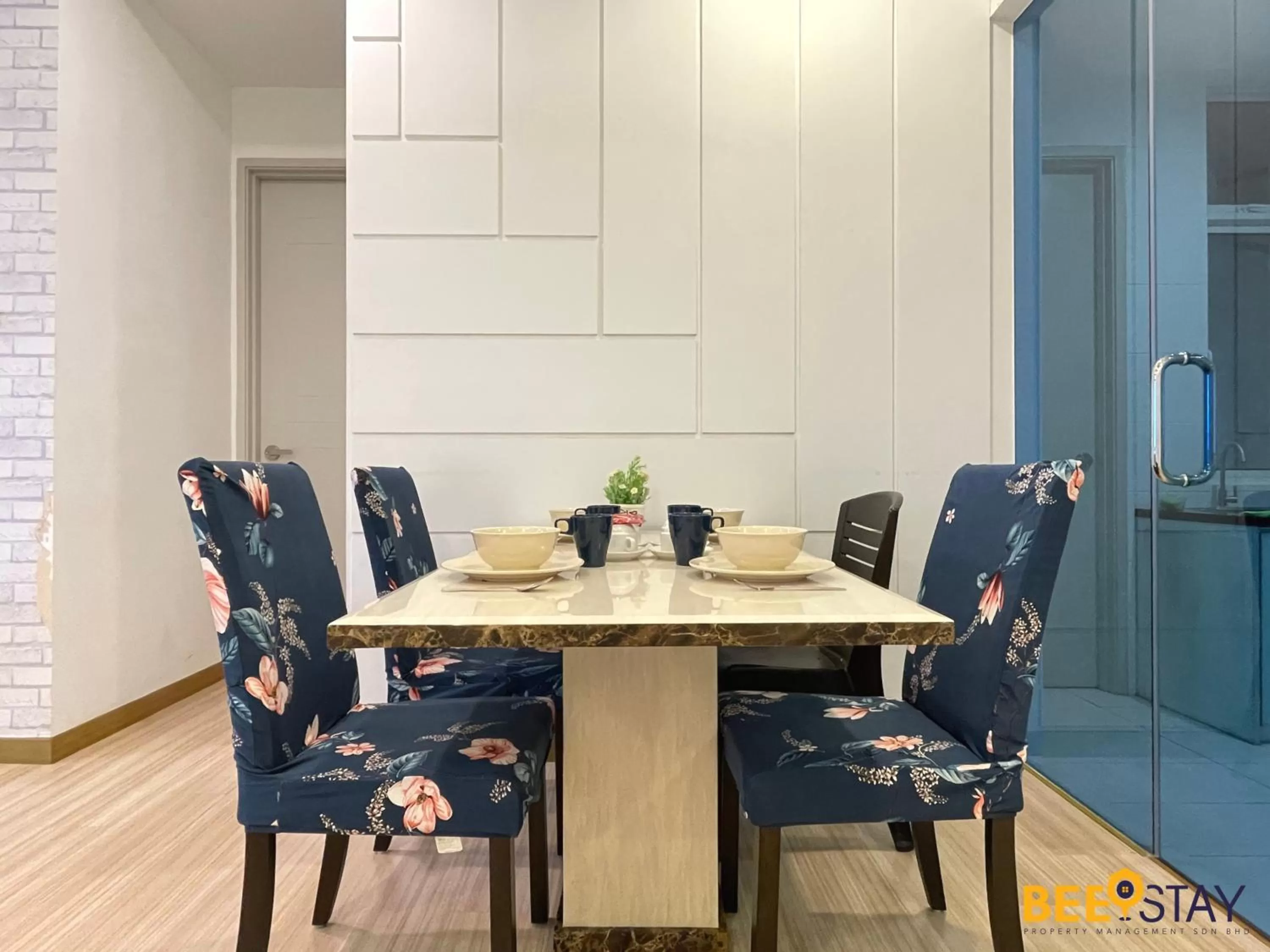Dining Area in The Wave Suites Melaka by BEESTAY