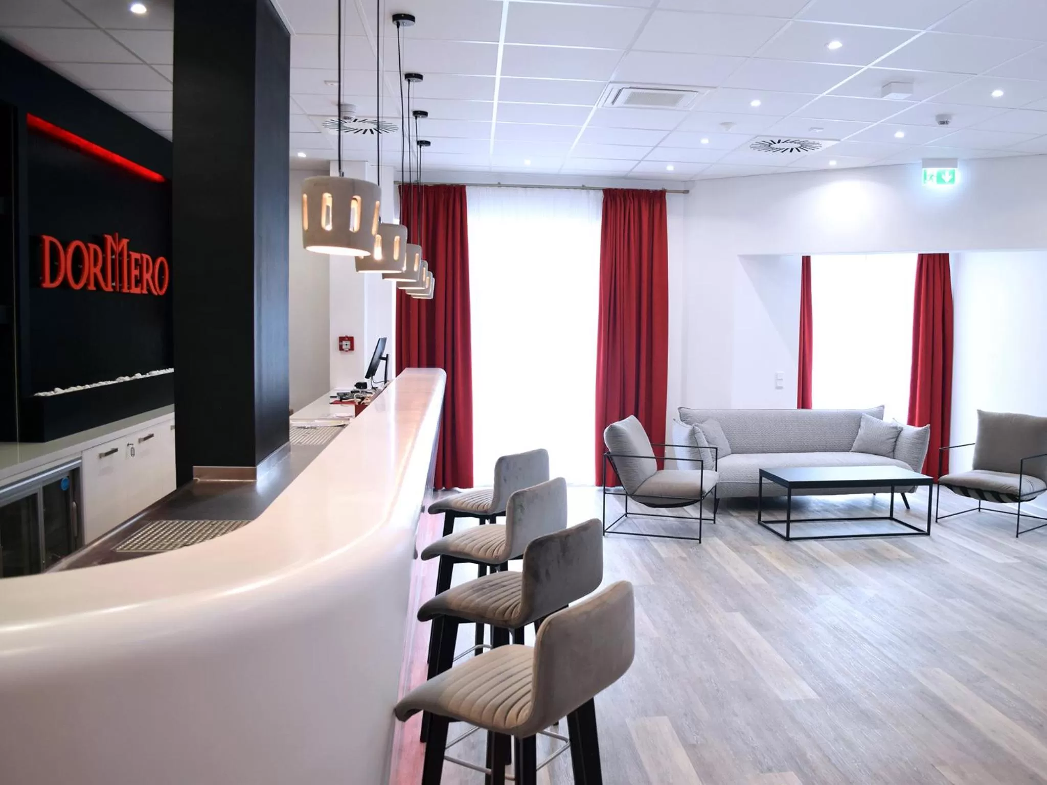 Lounge or bar in DORMERO Hotel Darmstadt