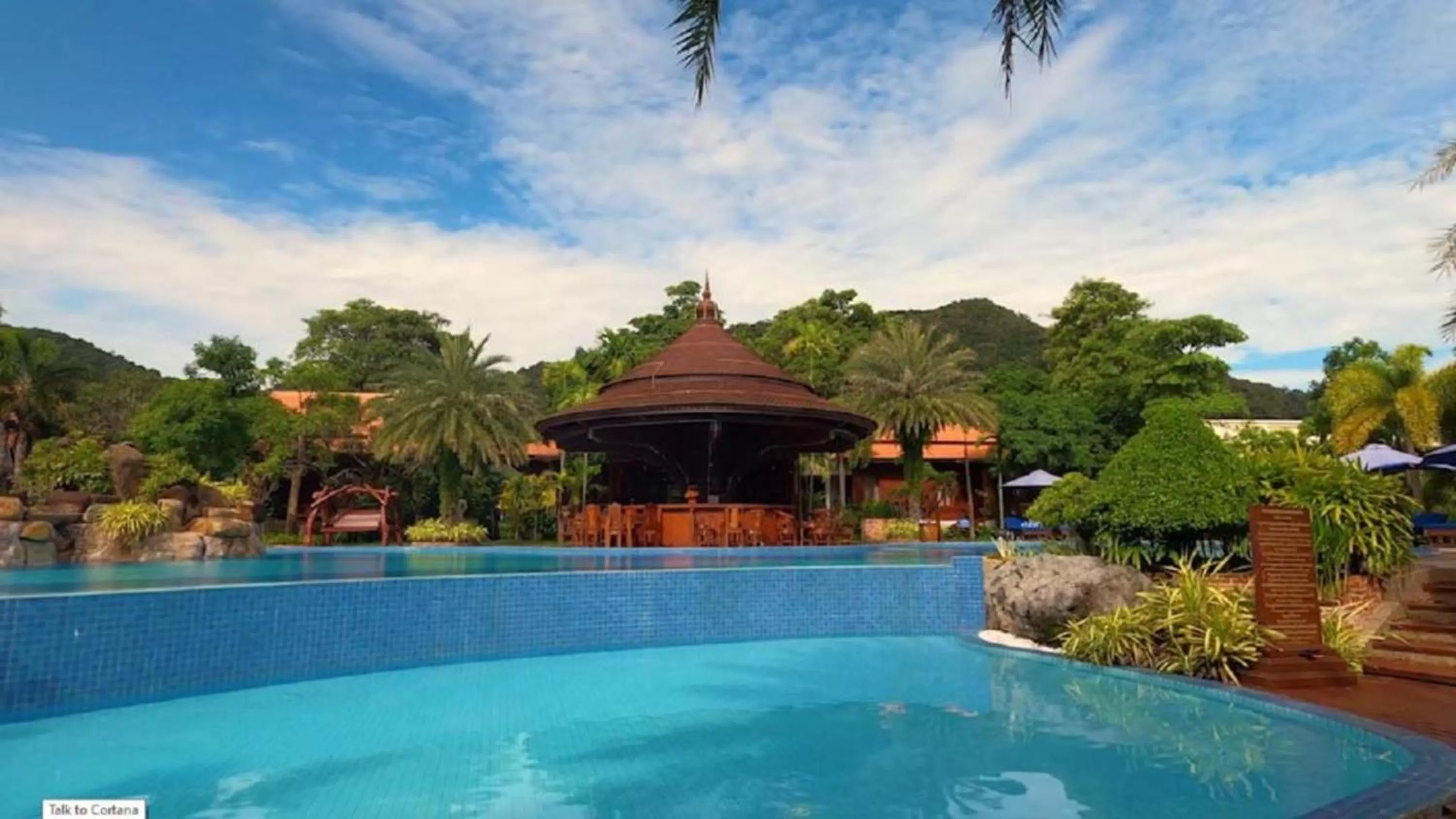 Lounge or bar, Swimming Pool in Try Palace Resort-Kep