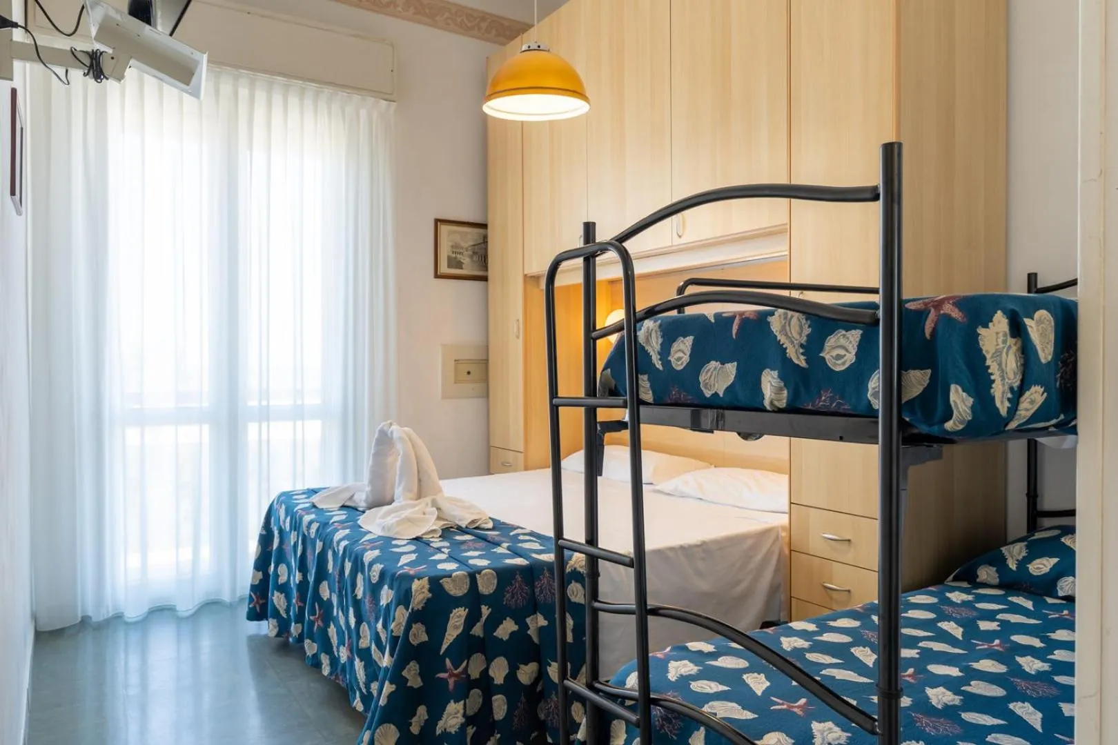 Bed in Hotel Milanese