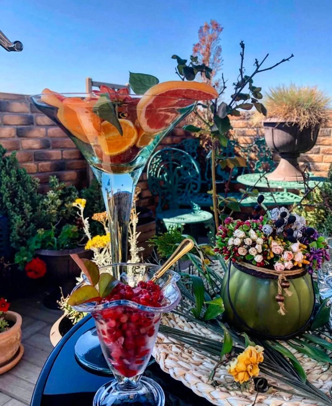 Food in Belle Epoque Boutique (Adult Only)