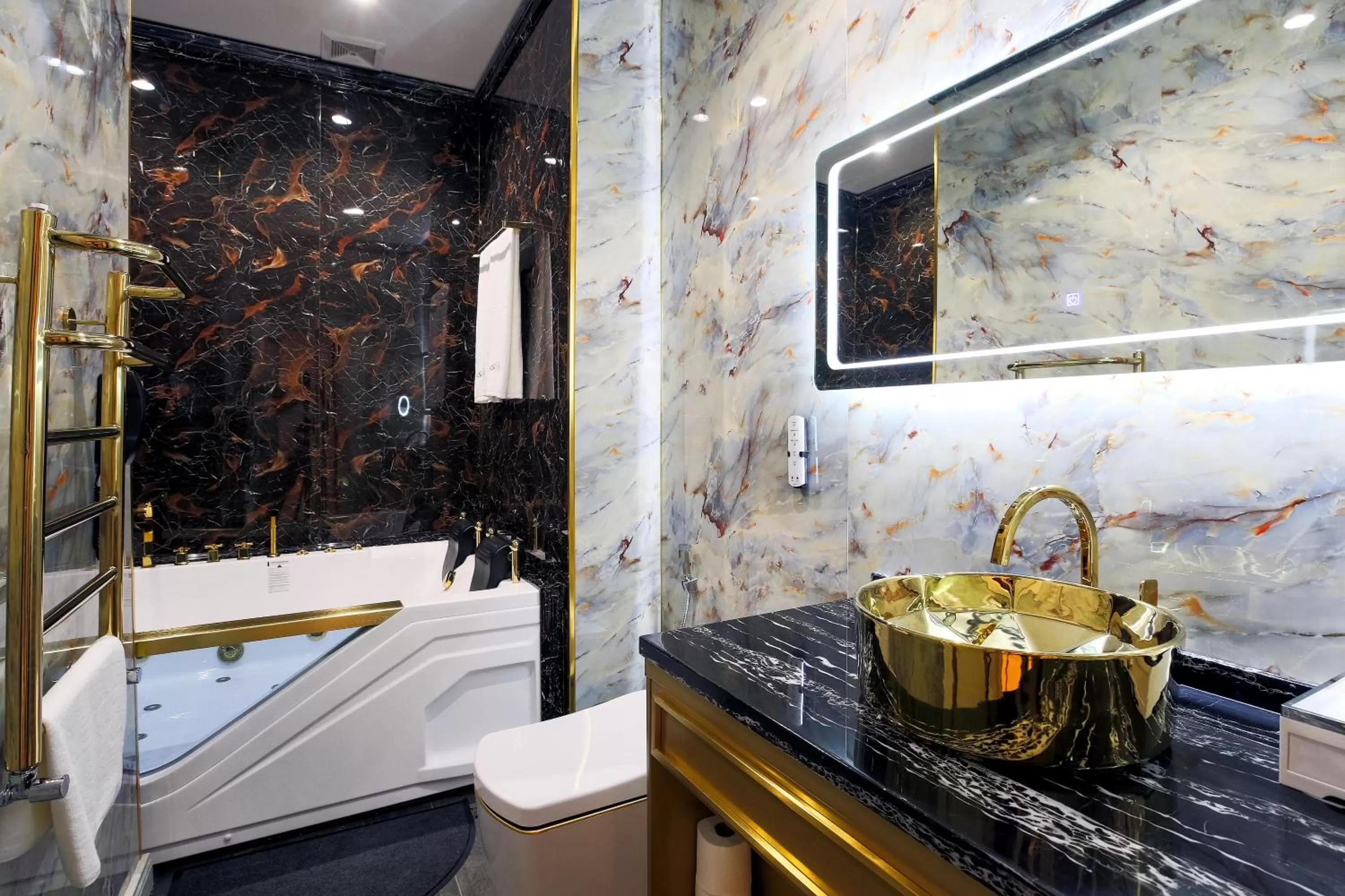 Bathroom in Sahid Zarafshon