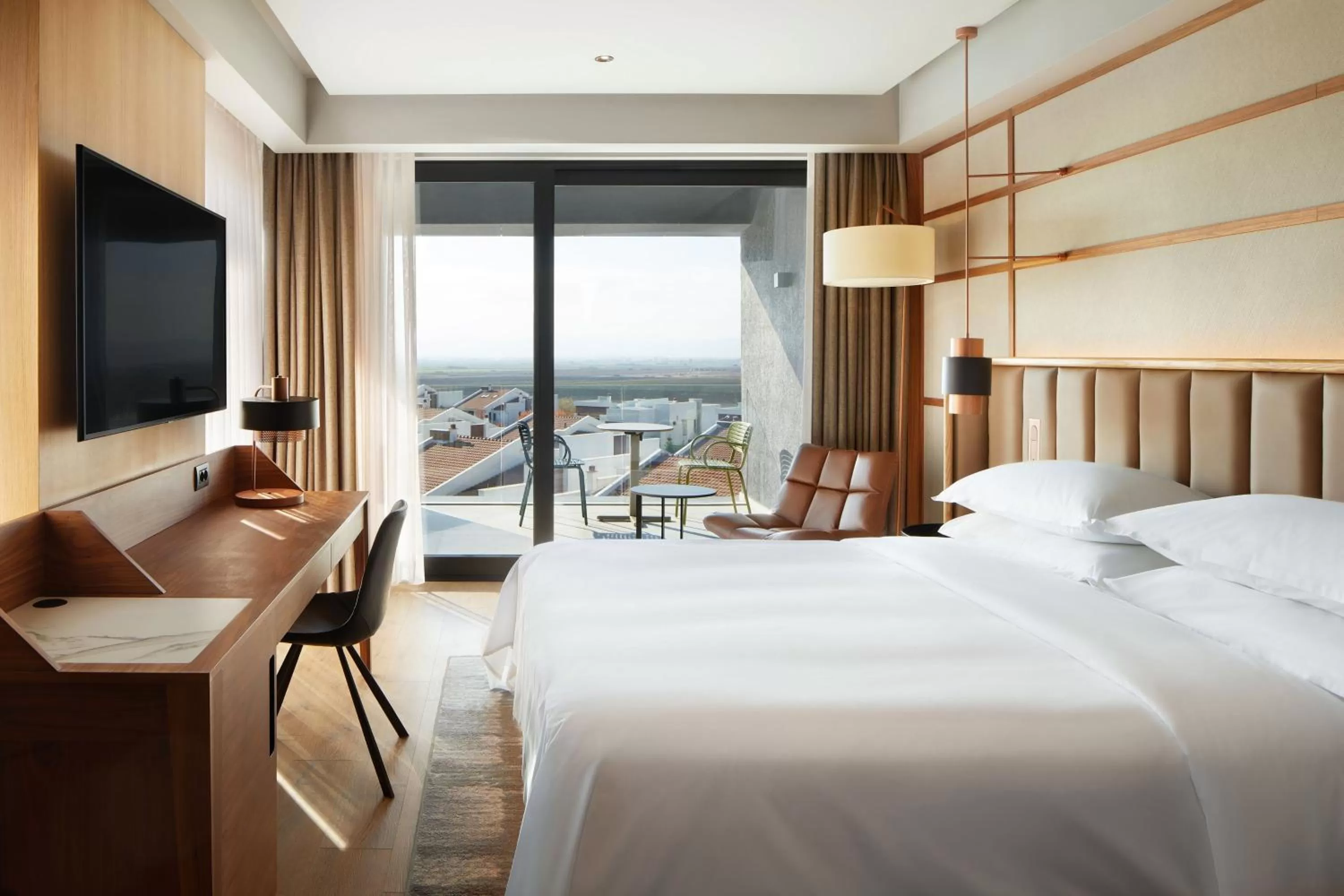 Photo of the whole room, Bed in Four Points by Sheraton Prishtina City