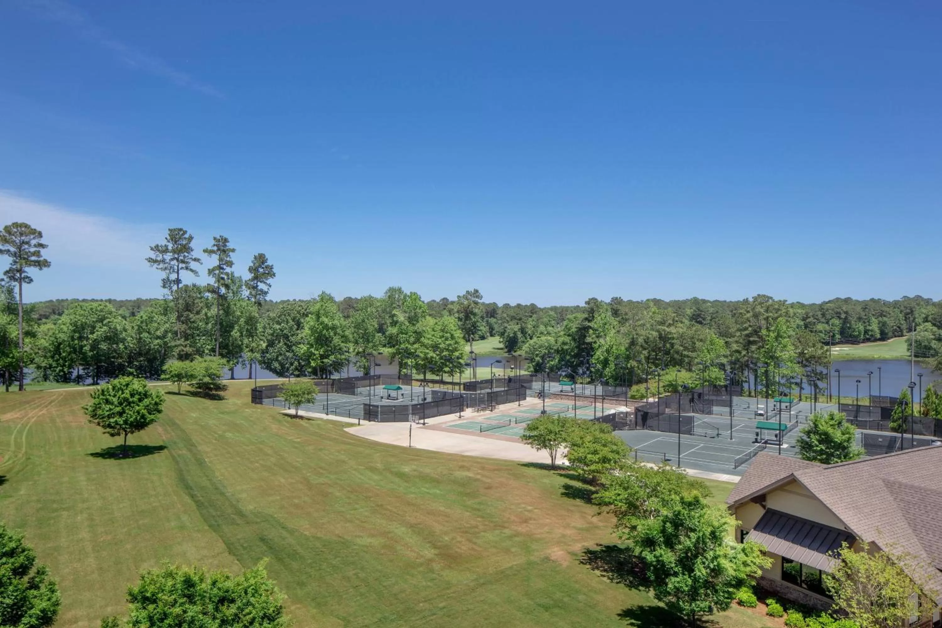 Photo of the whole room in Auburn Marriott Opelika Resort & Spa at Grand National