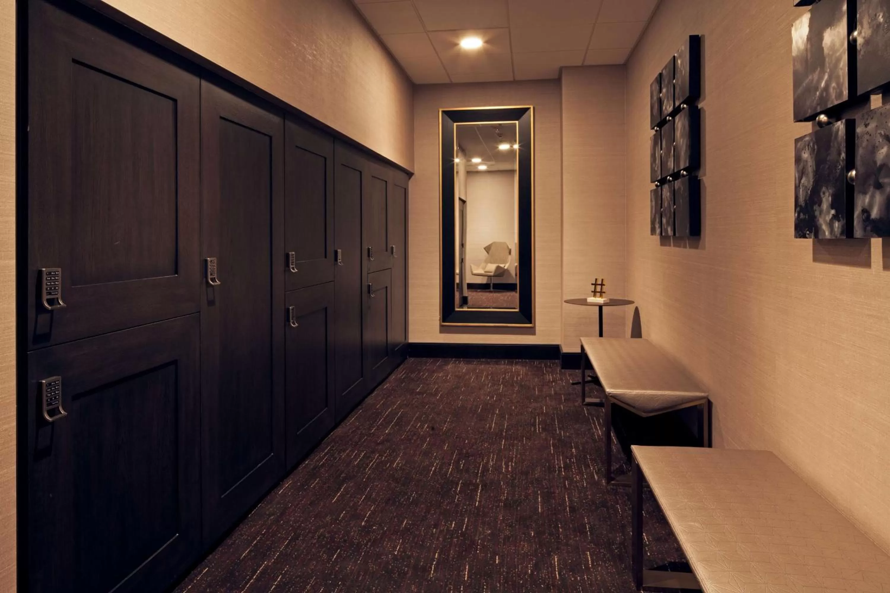 Property building in H Hotel Los Angeles, Curio Collection By Hilton