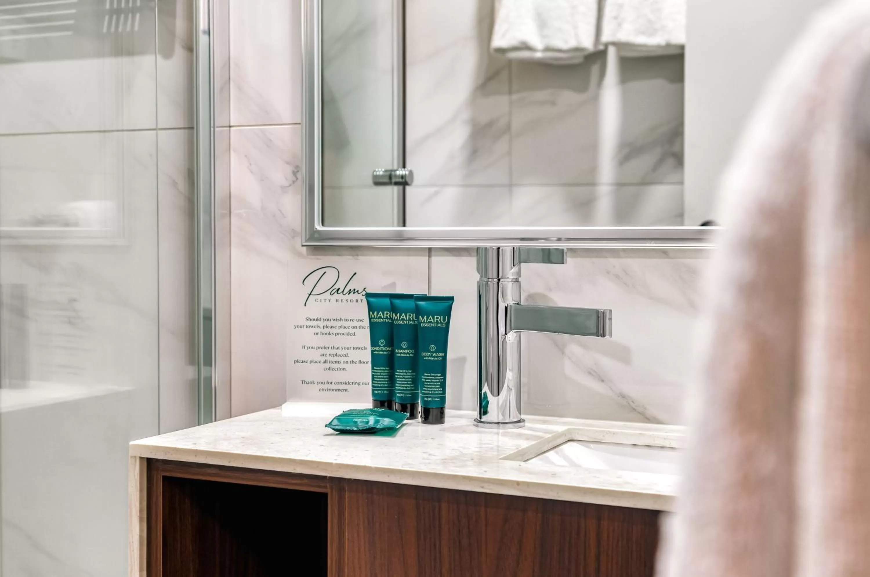 Shower in Palms City Resort