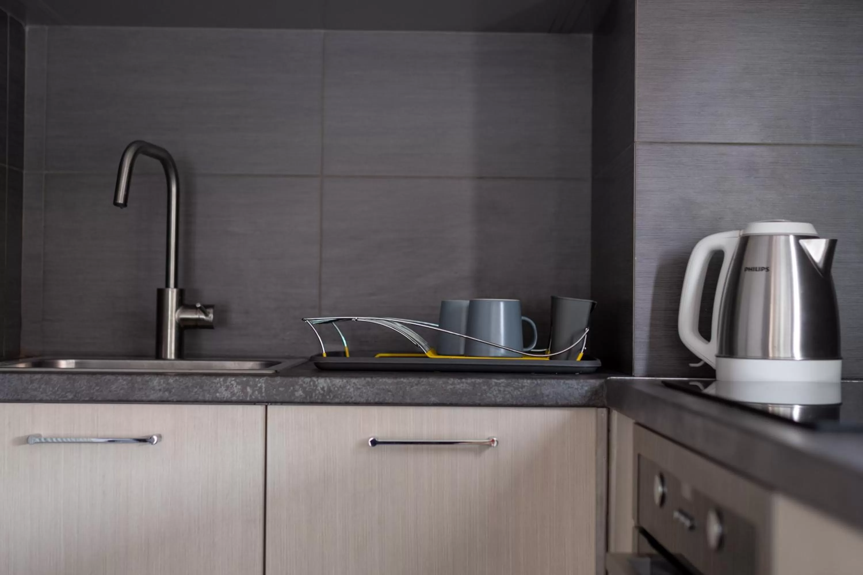 Kitchen or kitchenette in 12 Keys Athens Apartments