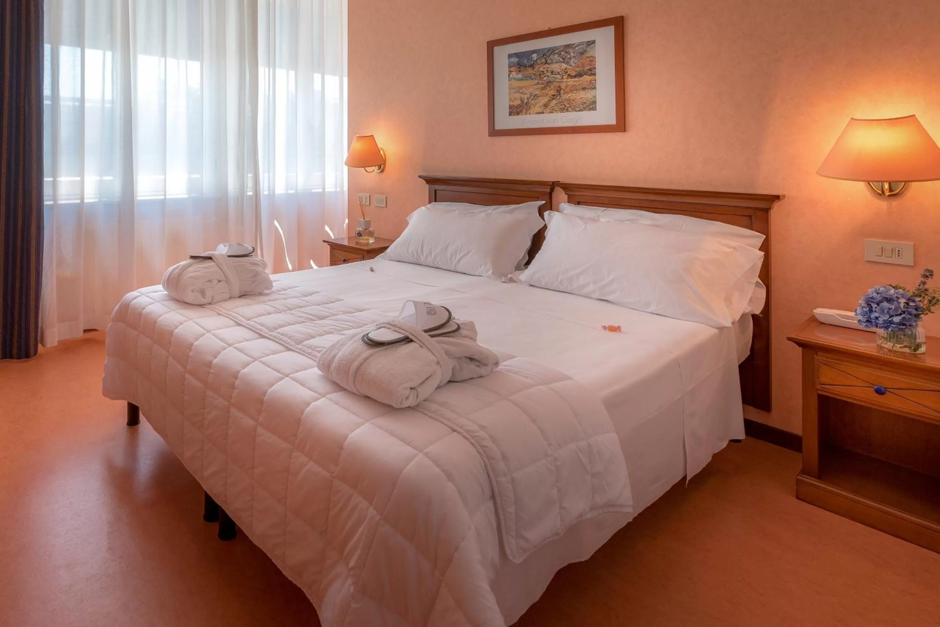 Photo of the whole room, Bed in Hotel Villa Eur