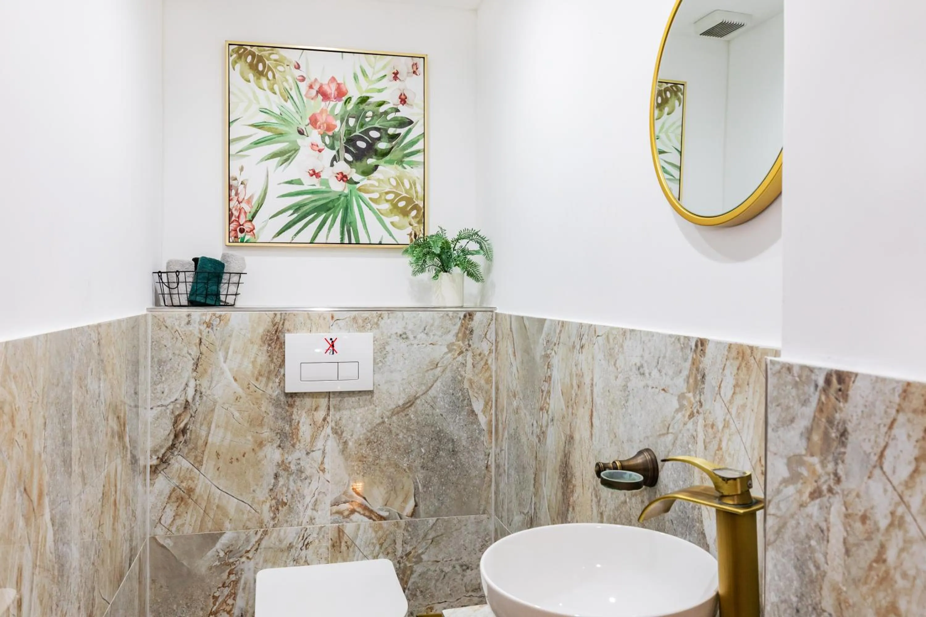 Toilet in Hotel Fürst Garden