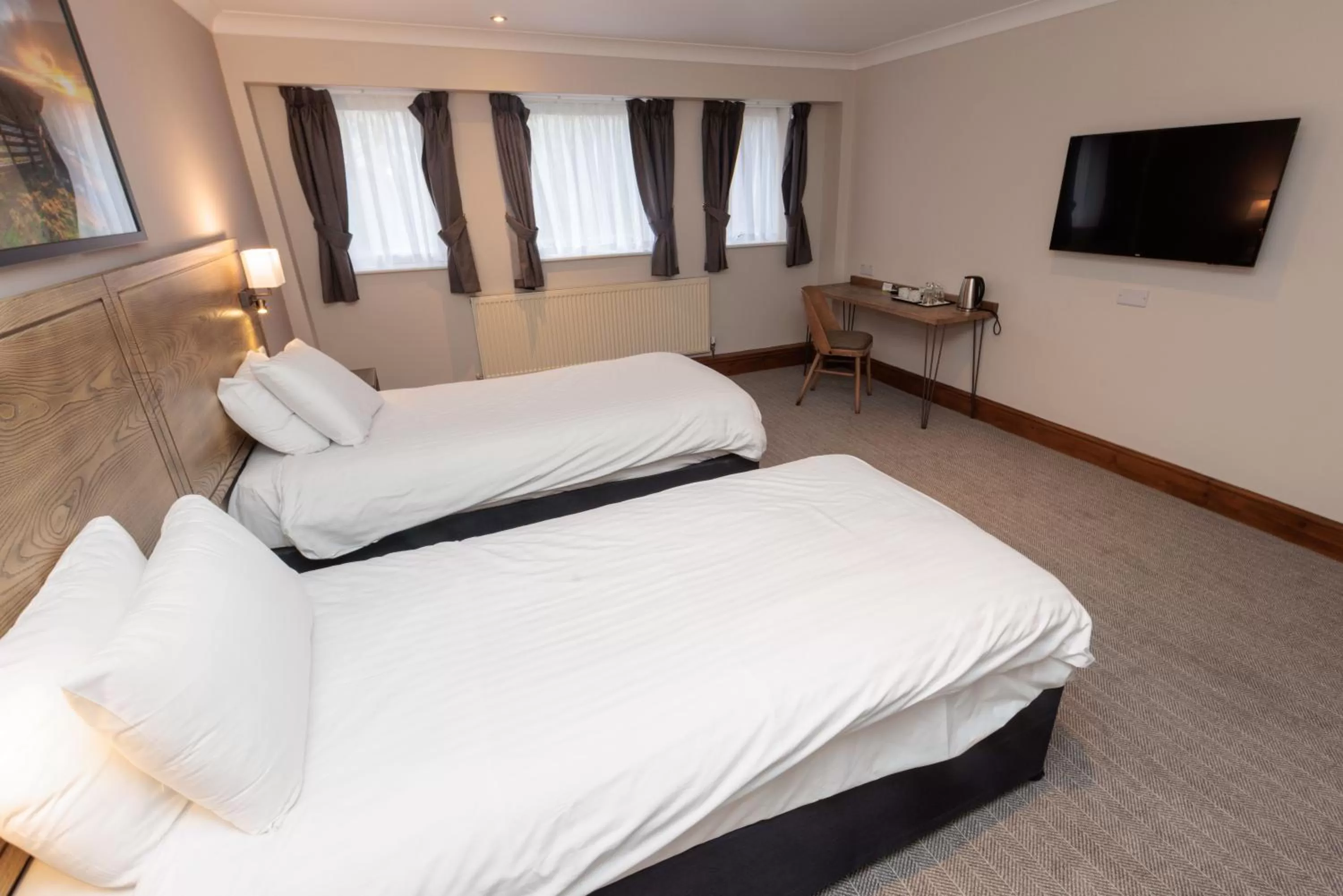 Bedroom, Bed in Boundary, Alfreton by Marston's Inns