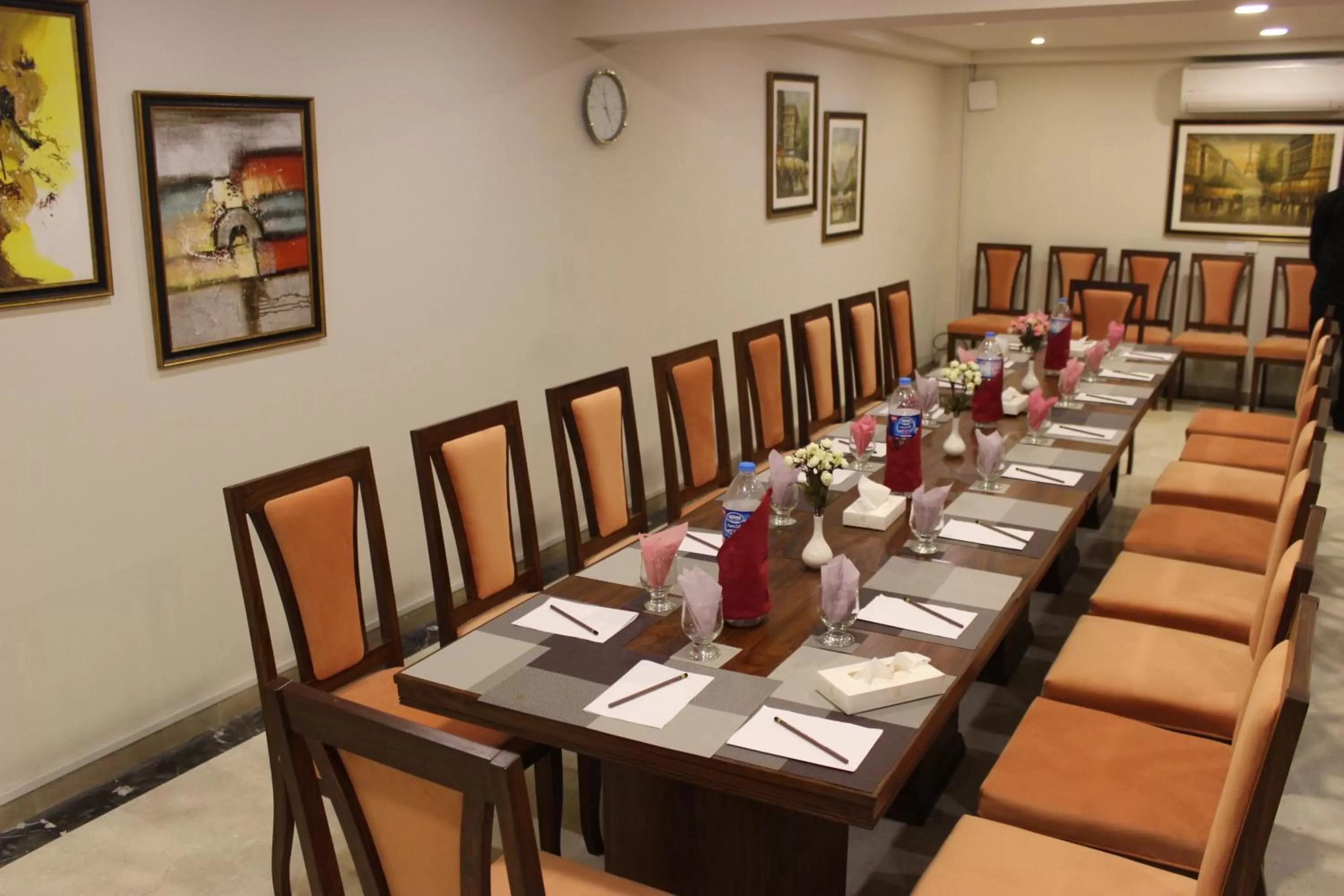 Restaurant/places to eat in S Chalet Islamabad