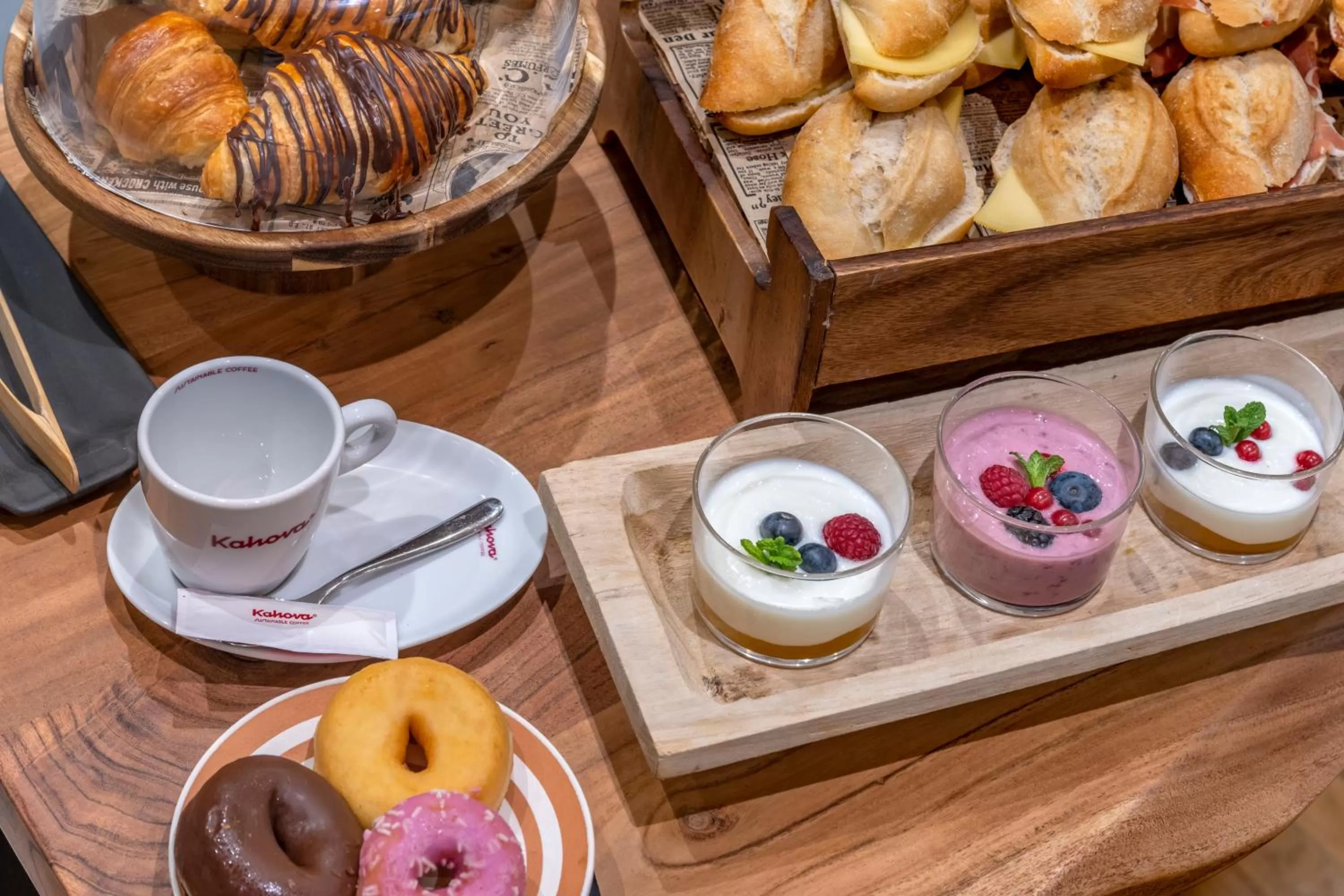 Food and drinks in Hotel SERHS Rivoli Rambla