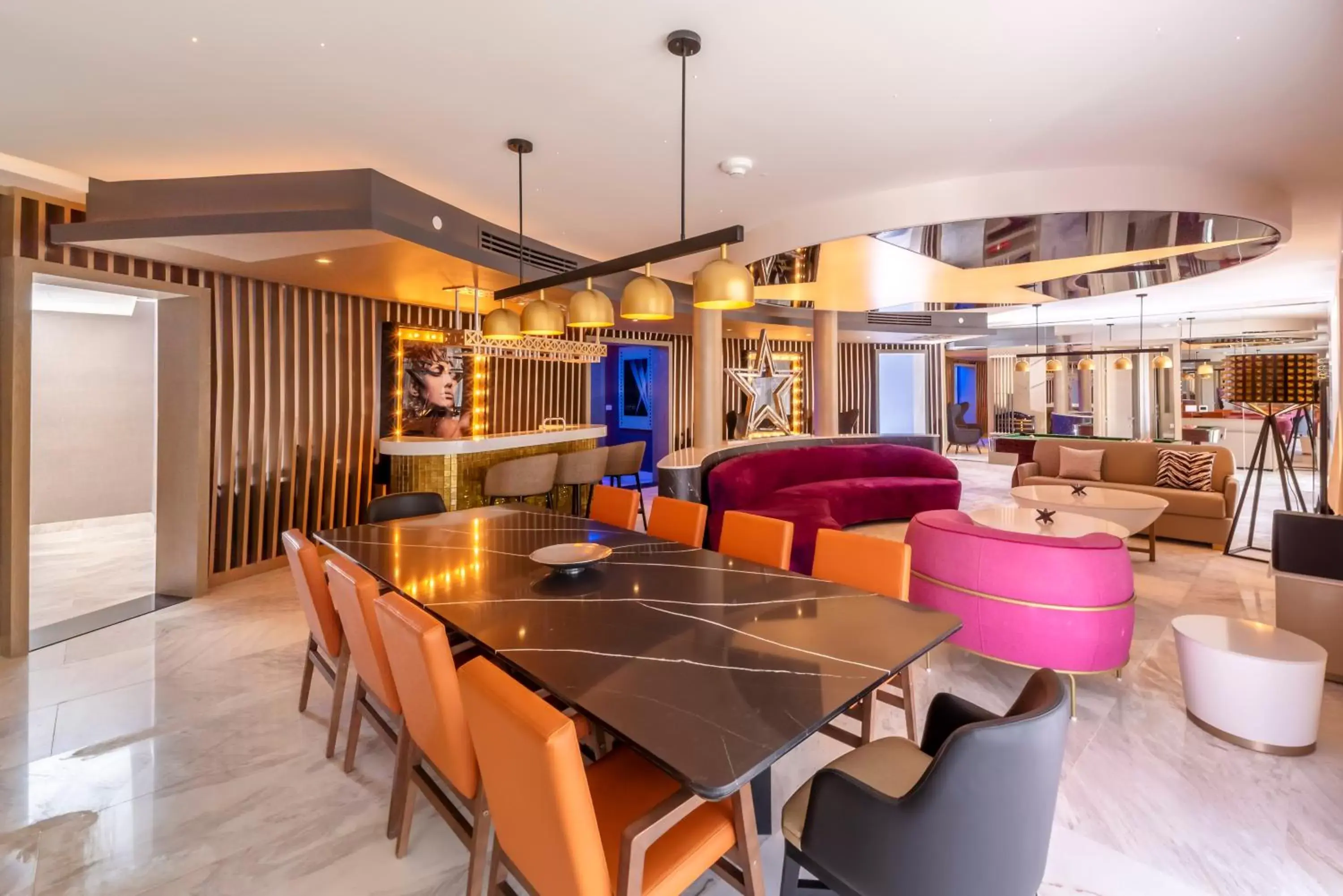 STAR Class Producers Three Bedroom Suite in Planet Hollywood Cancun by Royalton, An Autograph Collection All-Inclusive Resort STAR Class Producers Three Bedroom Suite in Planet Hollywood Cancun by Royalton, An Autograph Collection All-Inclusive Resort