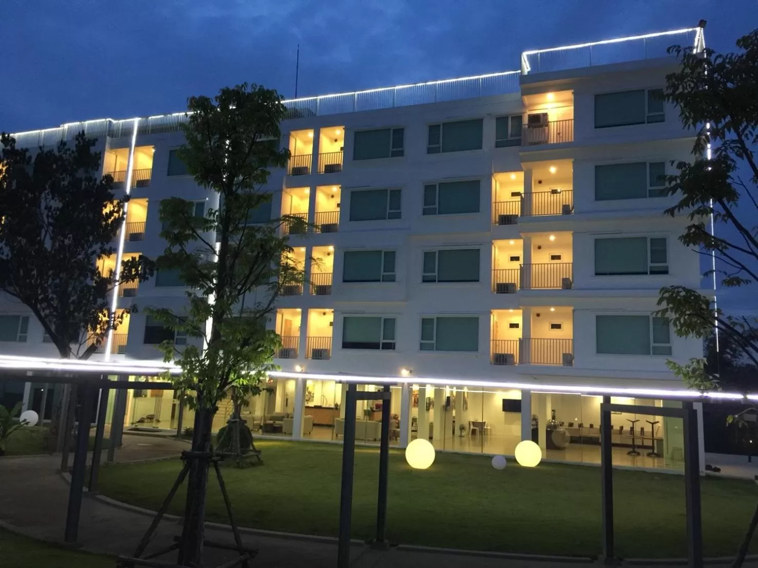 Property Building in The White Garden Premier Saraburi