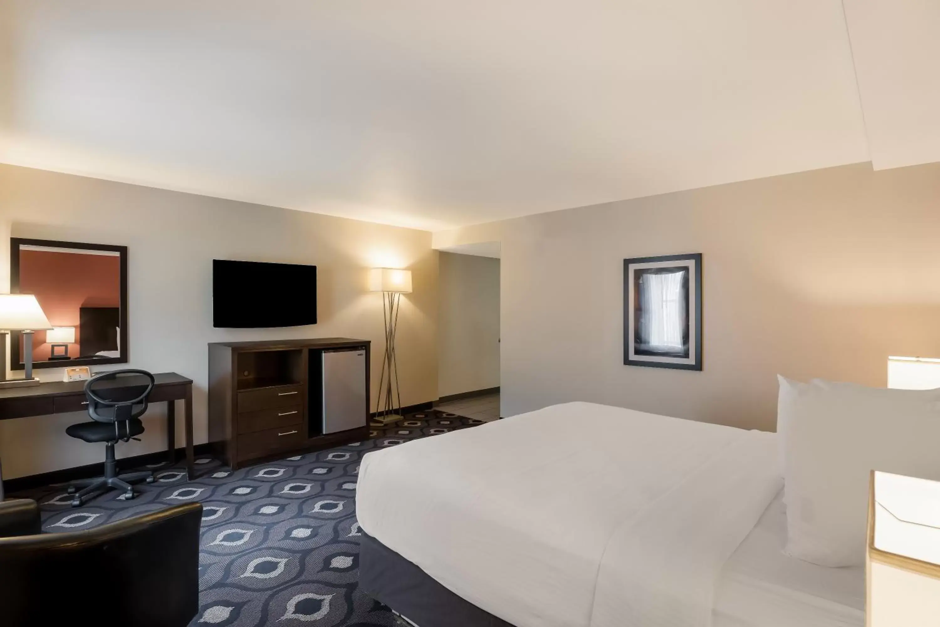 Queen Room - Disability Access in Grand Z Hotel Casino by Red Lion Hotels Queen Room - Disability Access in Grand Z Hotel Casino by Red Lion Hotels