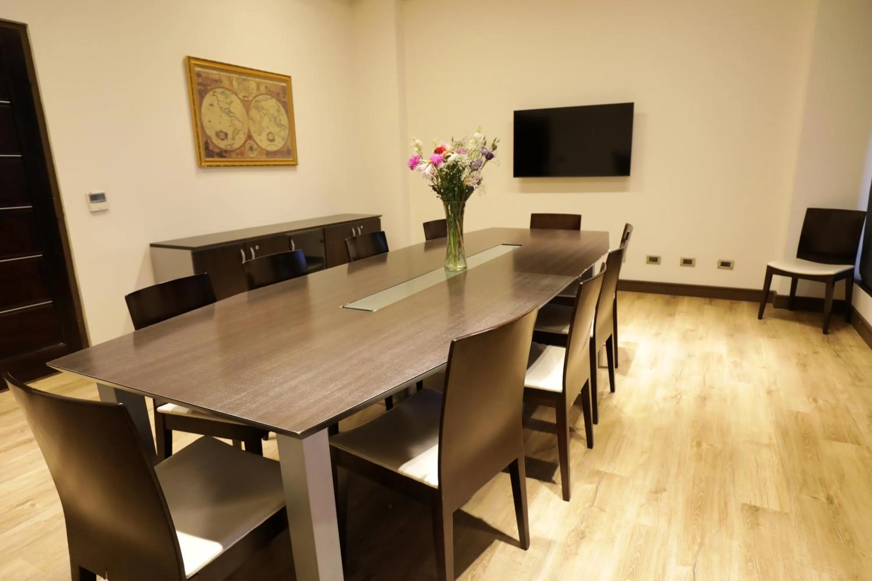 Meeting/conference room in Mod Hotels Mendoza