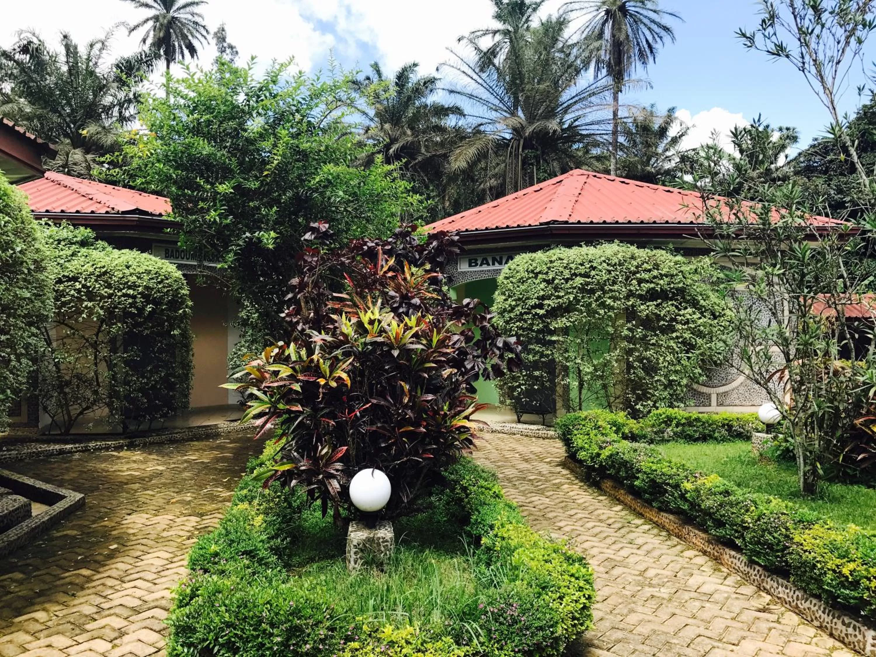 Garden in La Vallée de Bana