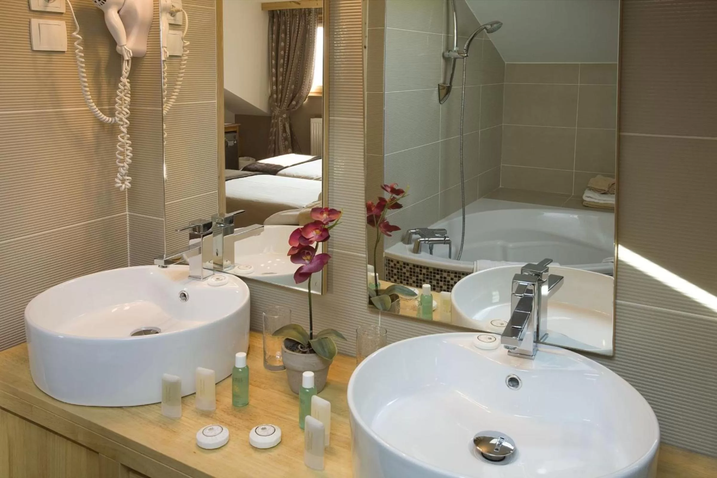 Junior Suite Premium   in Les Gourmets - Chalet Hotel