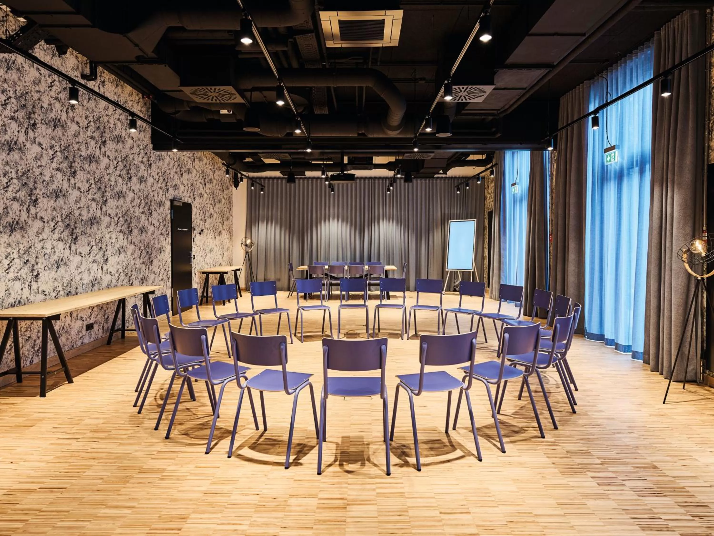 Communal lounge/ TV room in Urban Nature St Peter-Ording