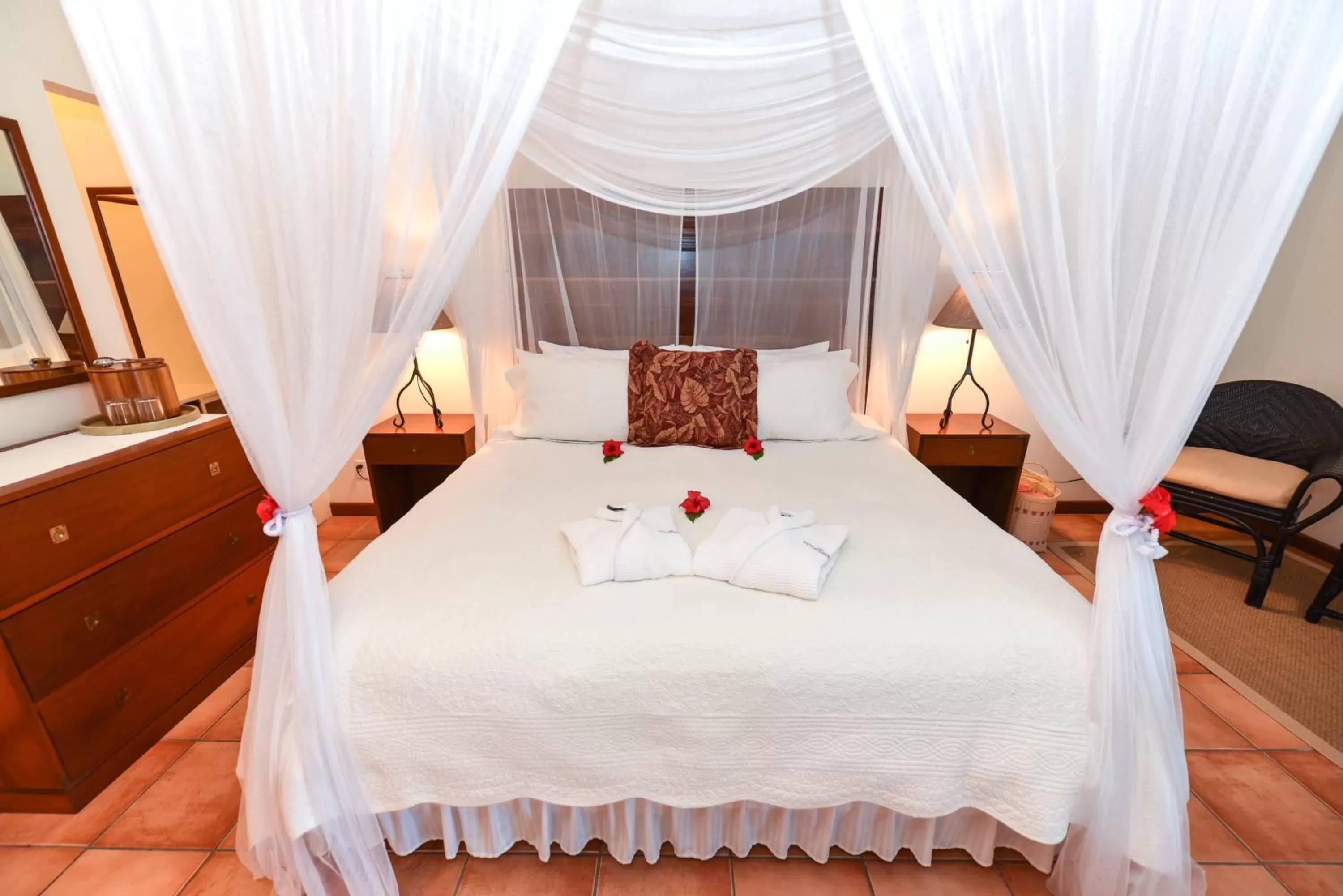 Bedroom, Bed in Victoria House Resort & Spa