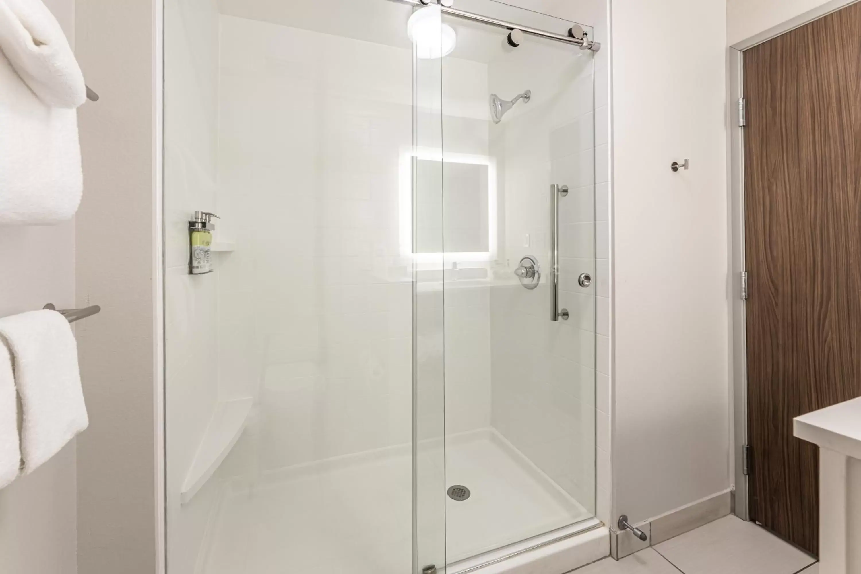 King Suite with Sofa Bed in Holiday Inn Express & Suites - Rantoul by IHG King Suite with Sofa Bed in Holiday Inn Express & Suites - Rantoul by IHG