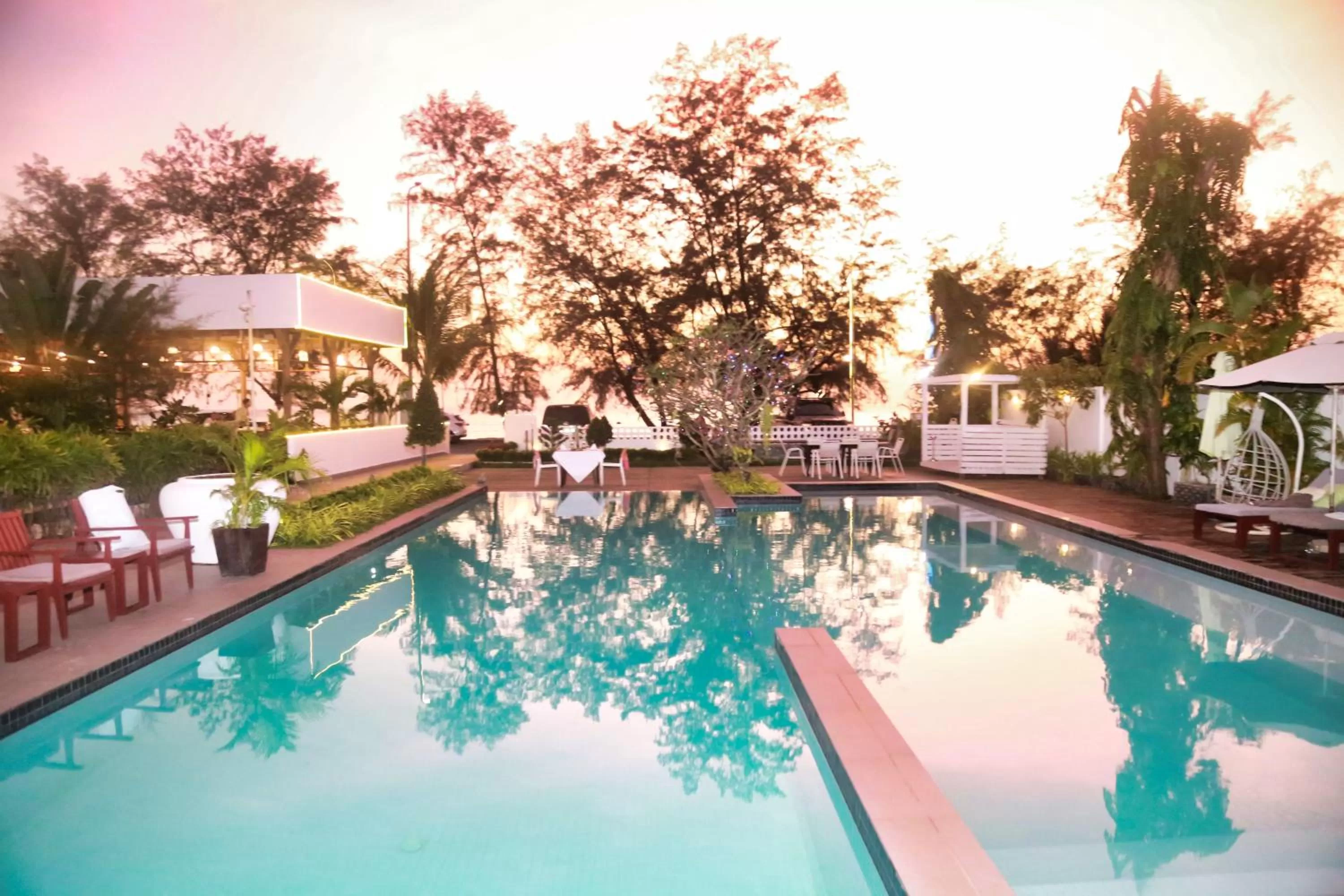 Swimming pool in Naiya Sea Resort