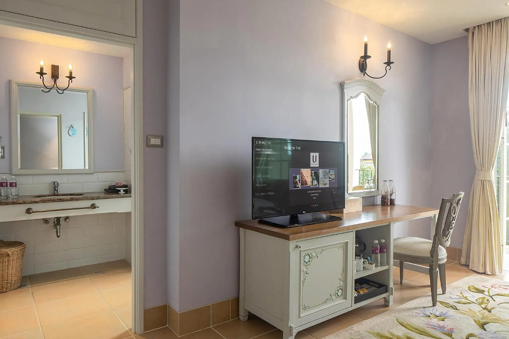 TV and multimedia in U Khao Yai