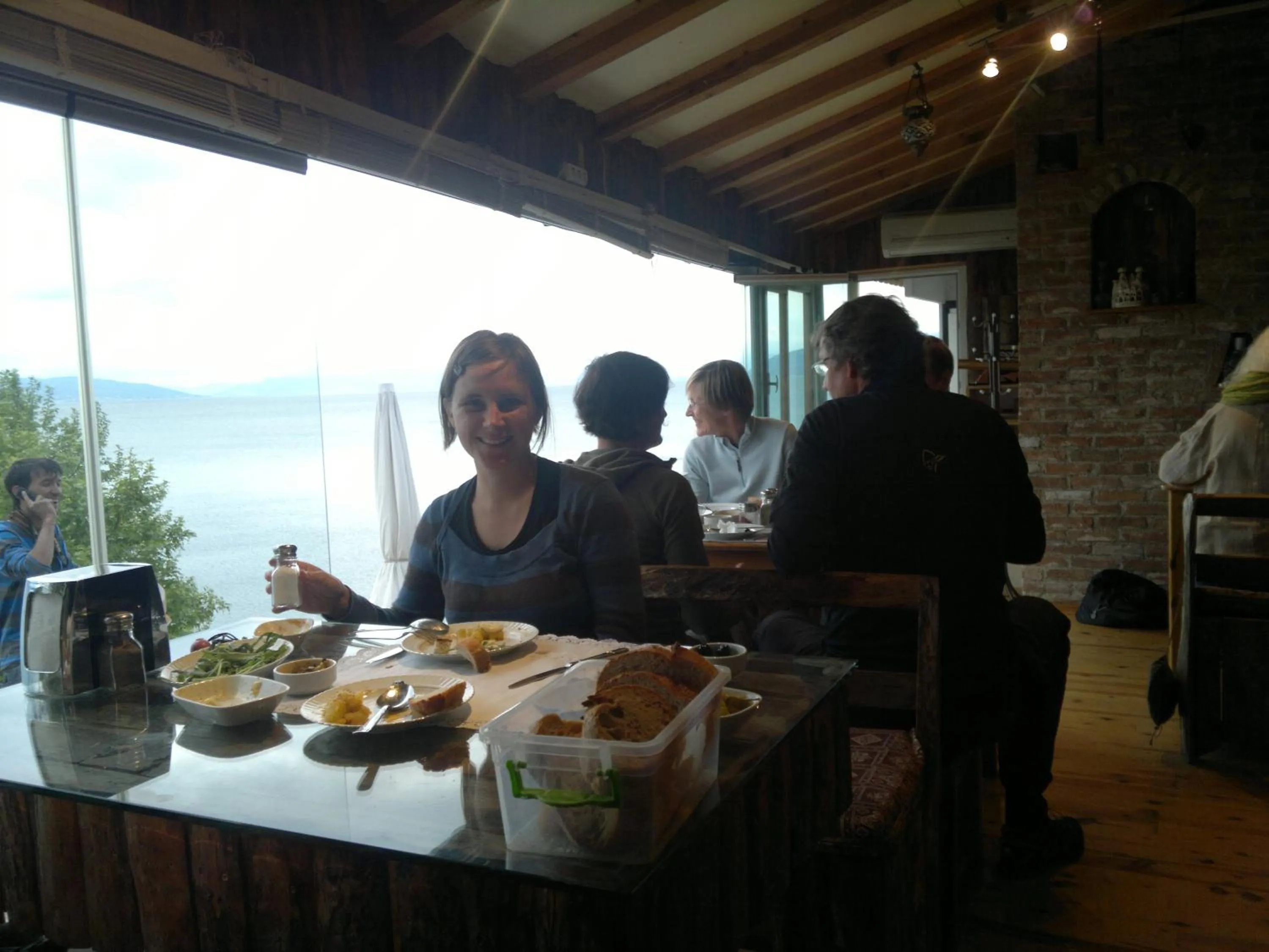 Restaurant/places to eat in Lale Pension