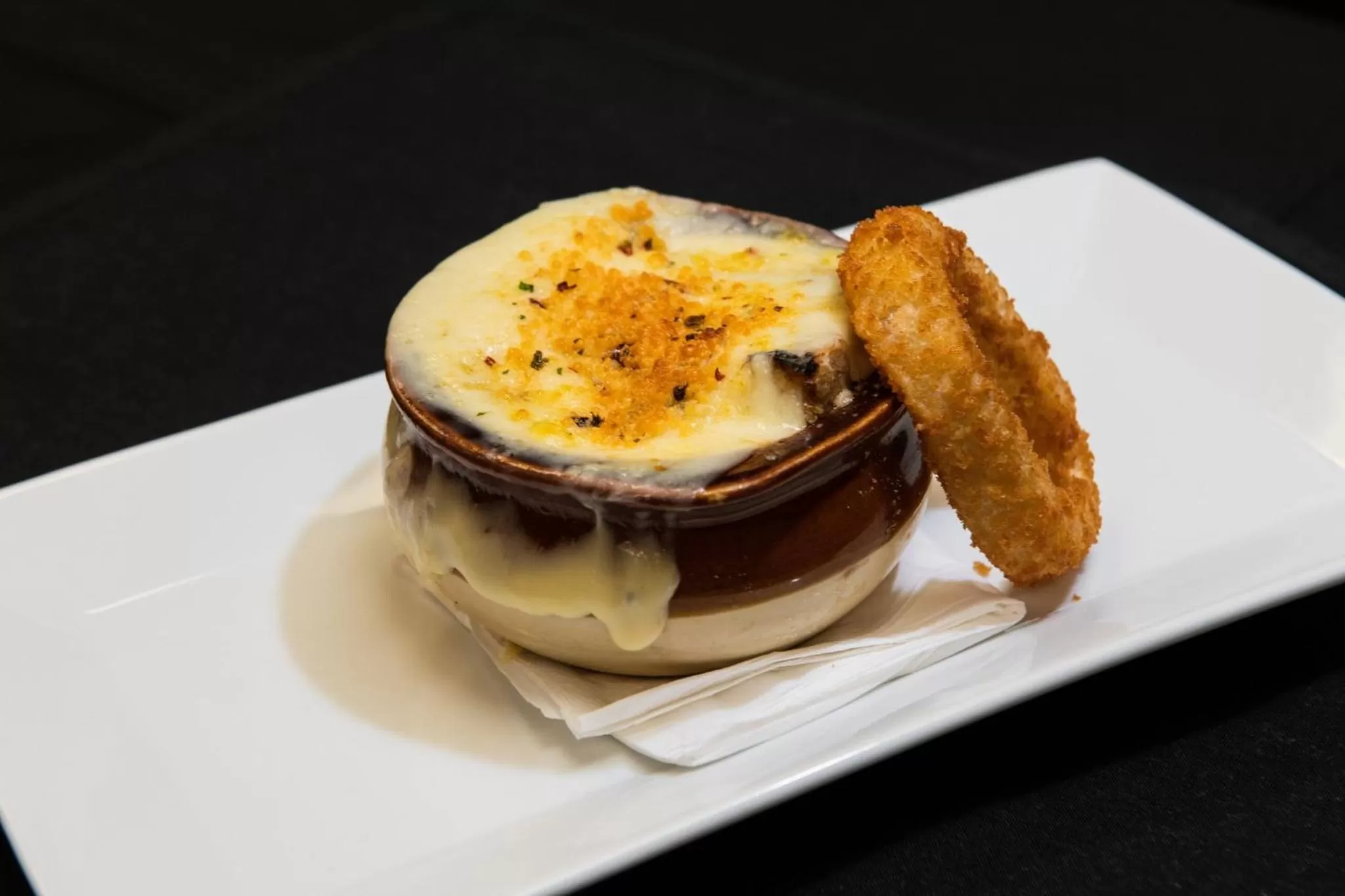 Restaurant/places to eat in Holiday Inn Newark International Airport