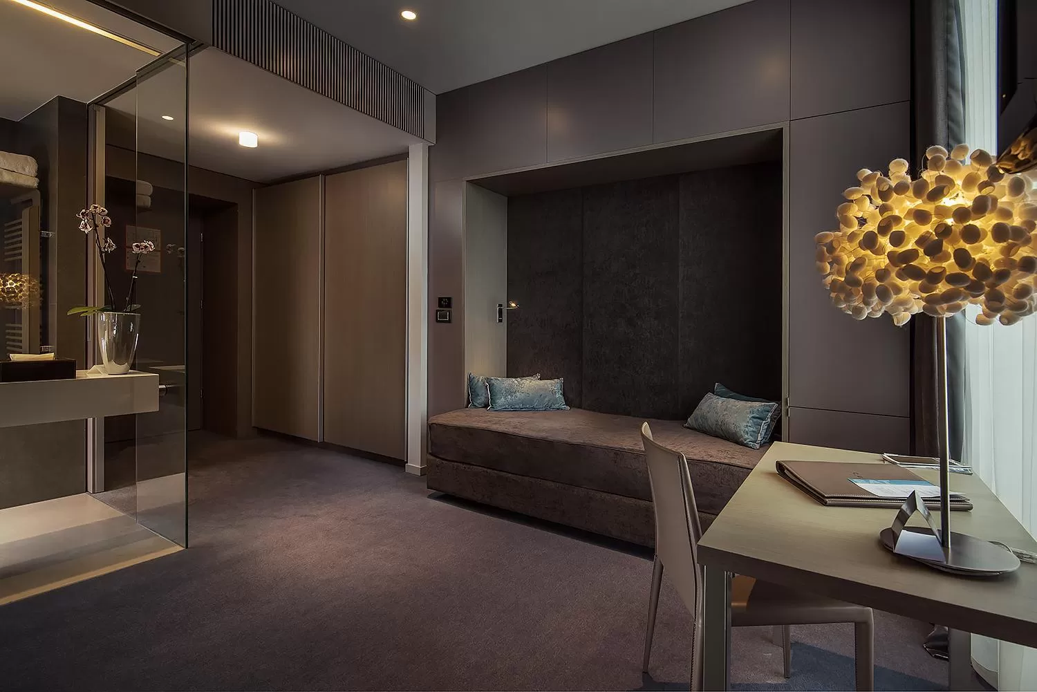 Photo of the whole room in Hotel Cubo