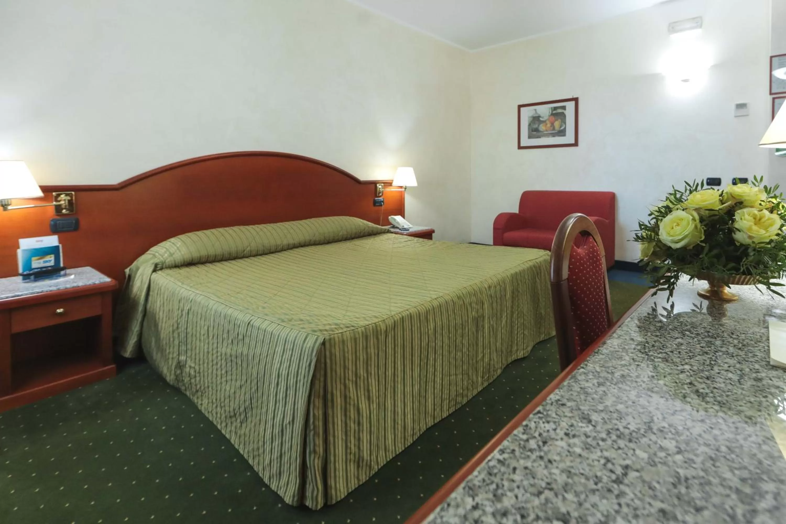 Bed in Edra Palace Hotel & Ristorante
