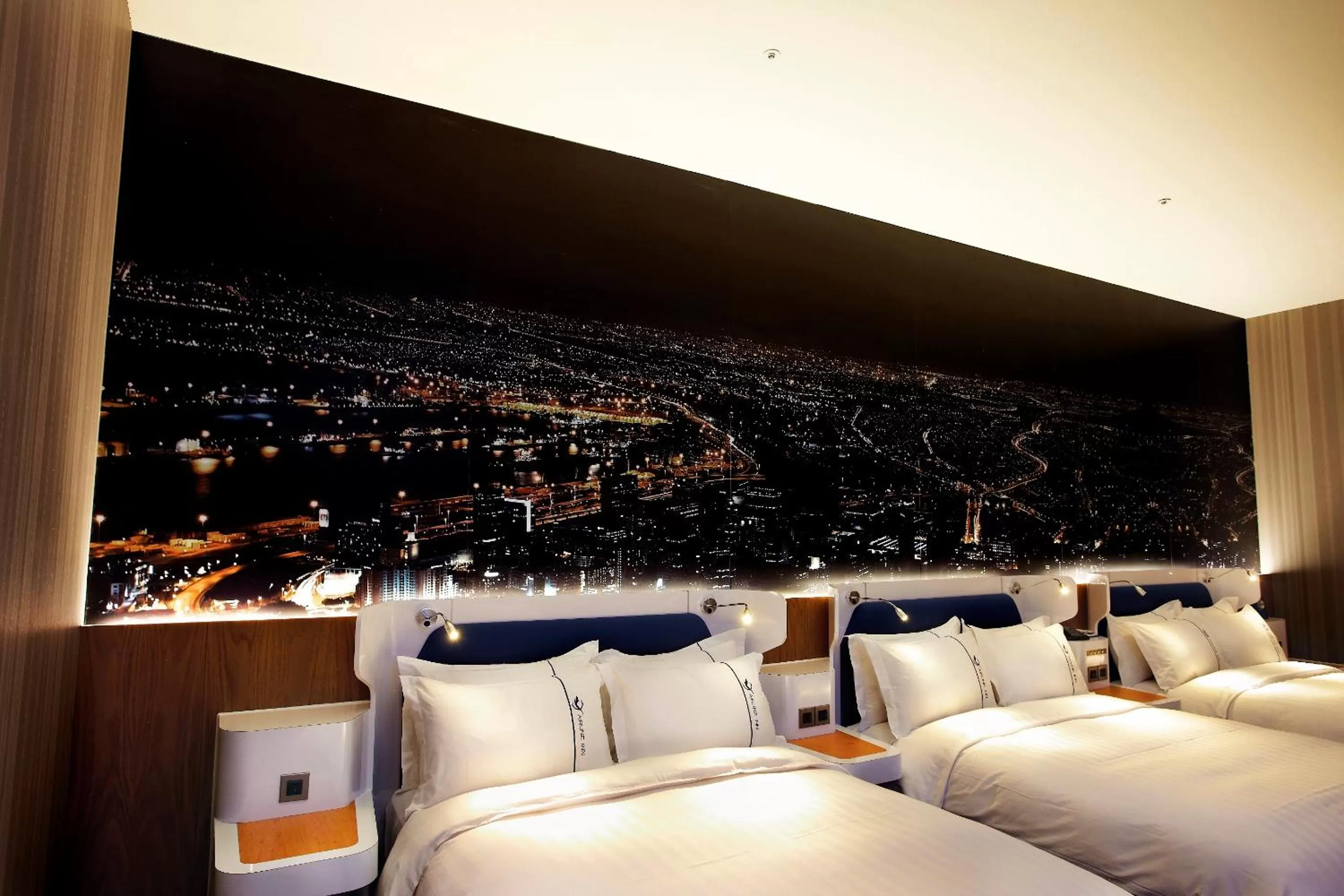 Bedroom, Bed in Airline Inn Green Park Way