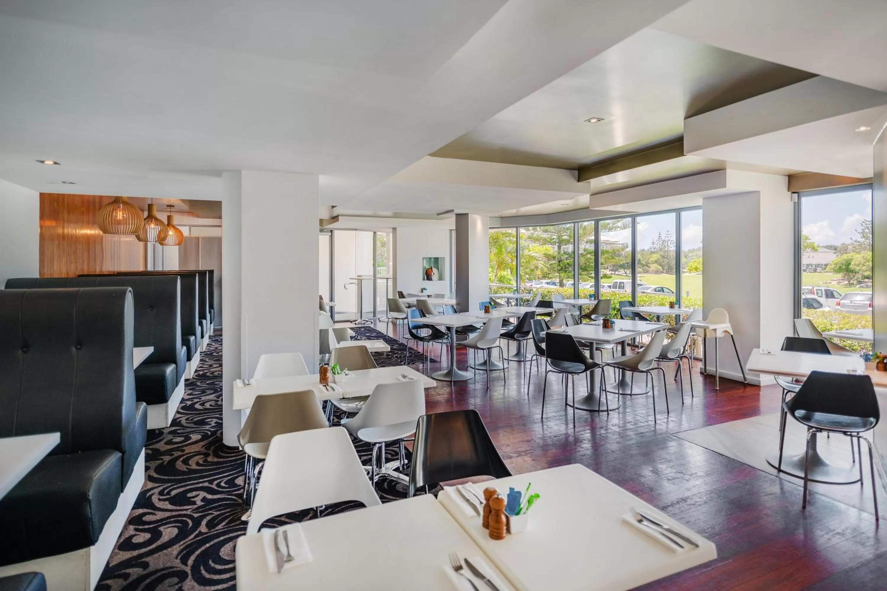 Restaurant/places to eat in Peppers Salt Resort & Spa