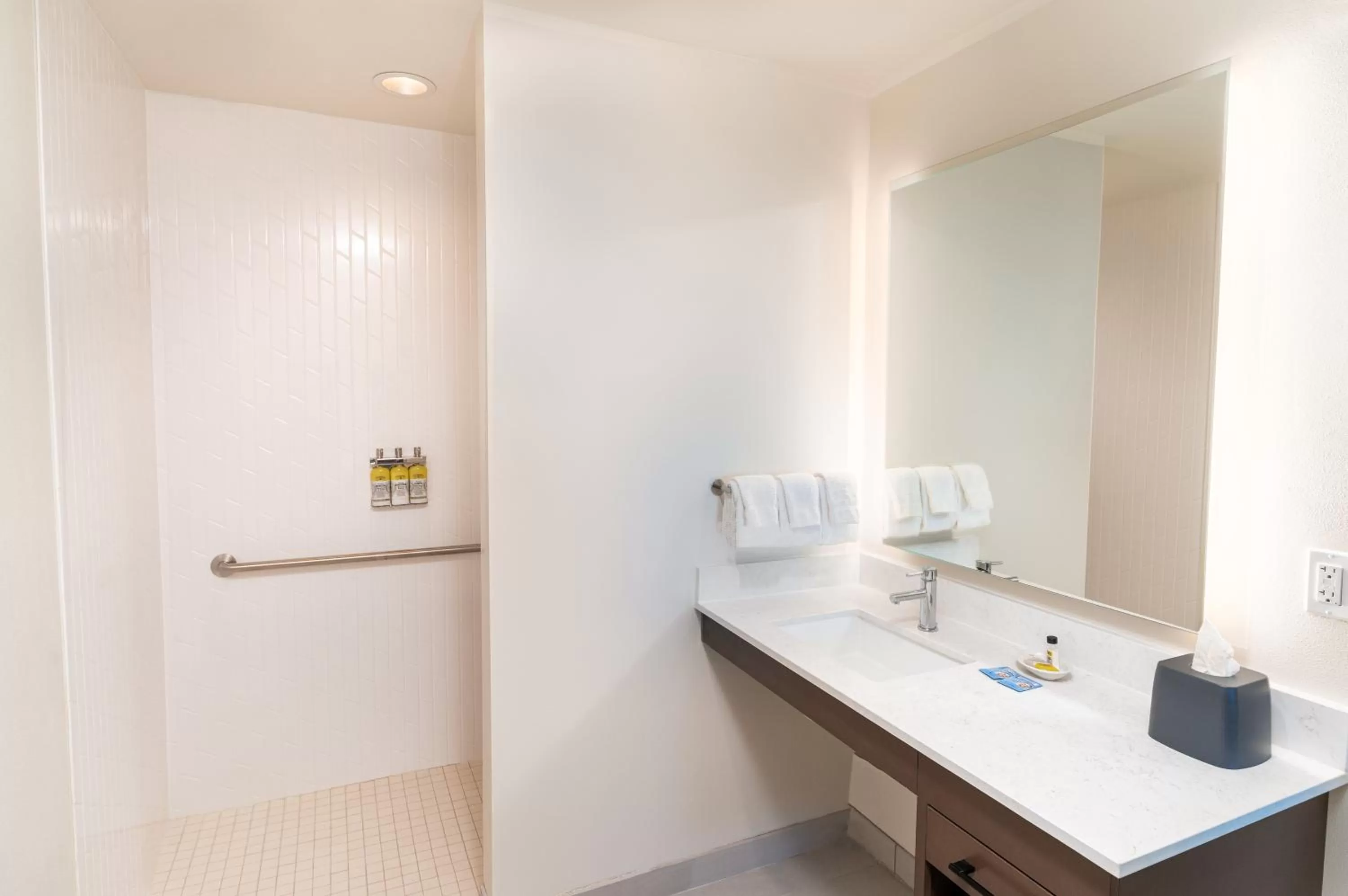 Bathroom in Staybridge Suites - Temecula - Wine Country by IHG