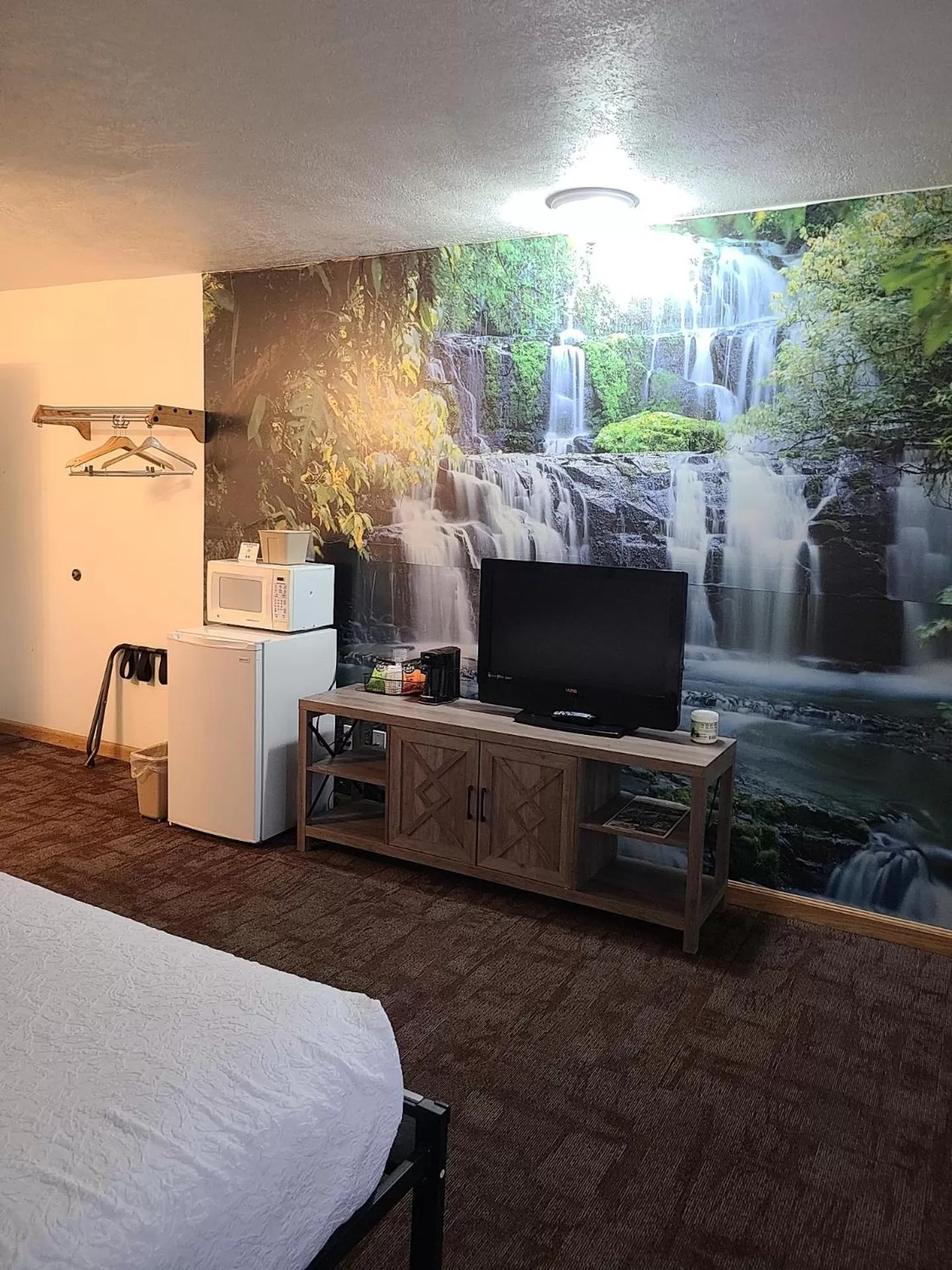 TV and multimedia, Bed in Jefferson Inn