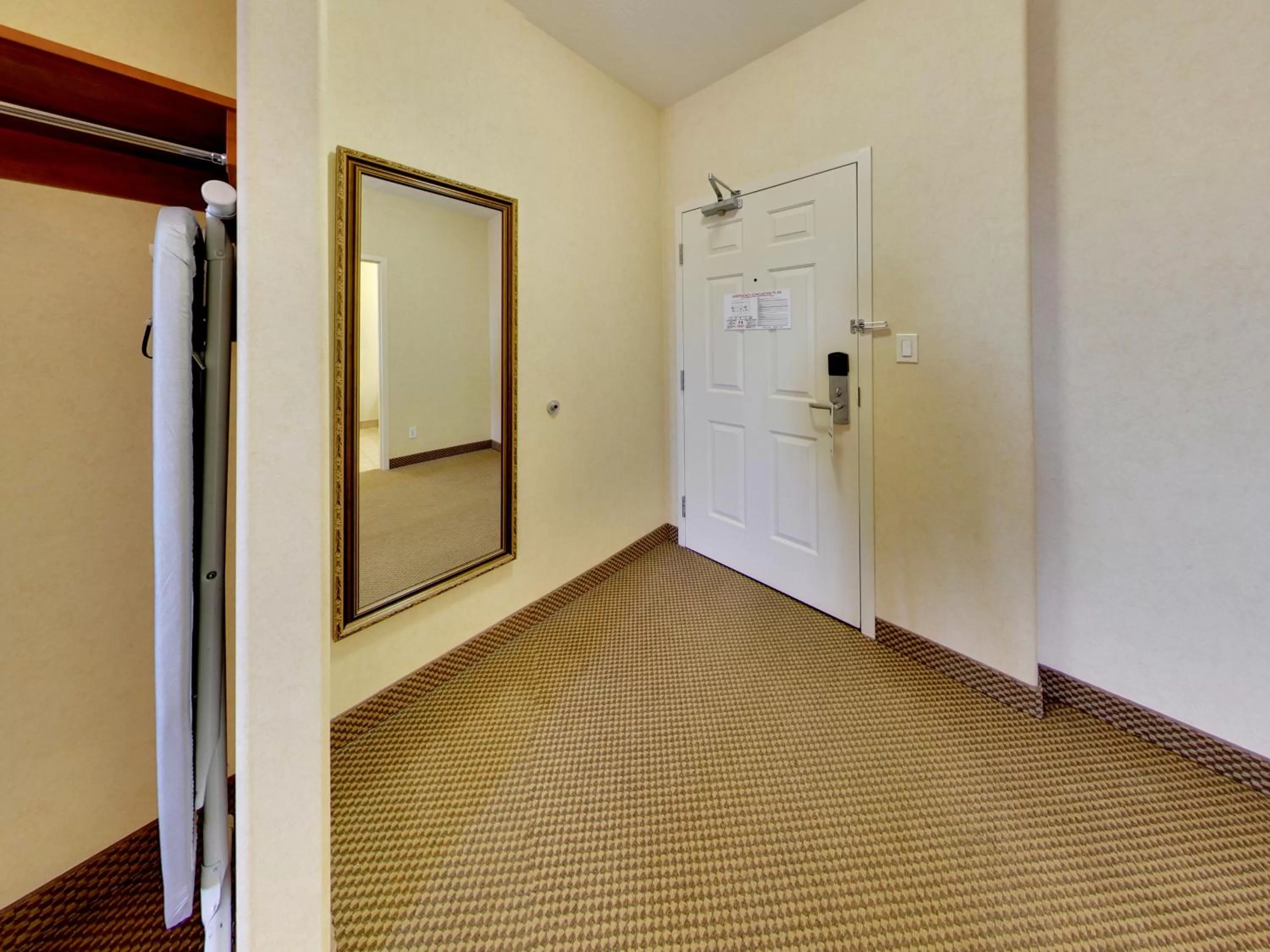 Photo of the whole room in Holiday Inn Express Hotel & Suites - Edmonton International Airport by IHG