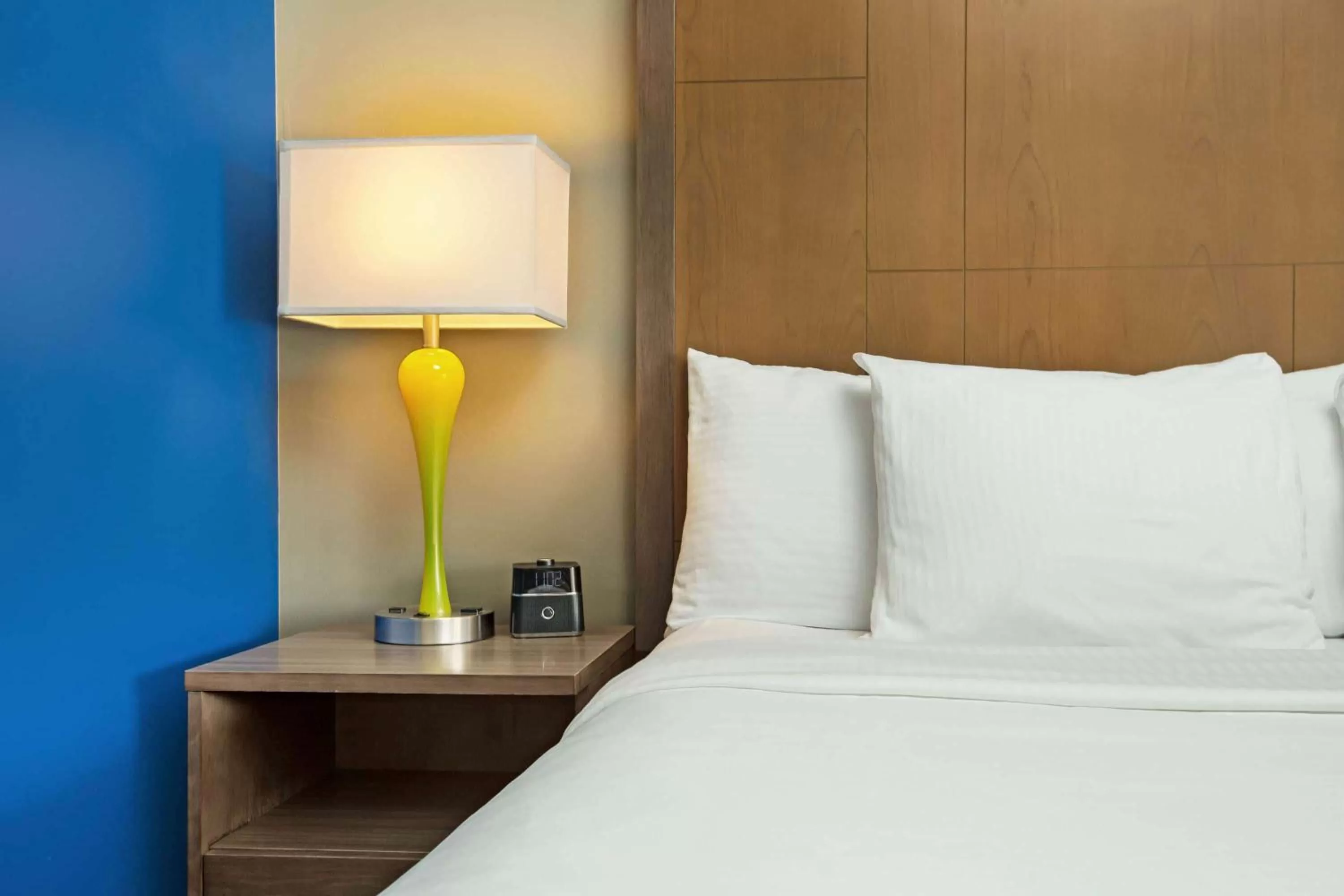 Photo of the whole room in La Quinta by Wyndham Page at Lake Powell