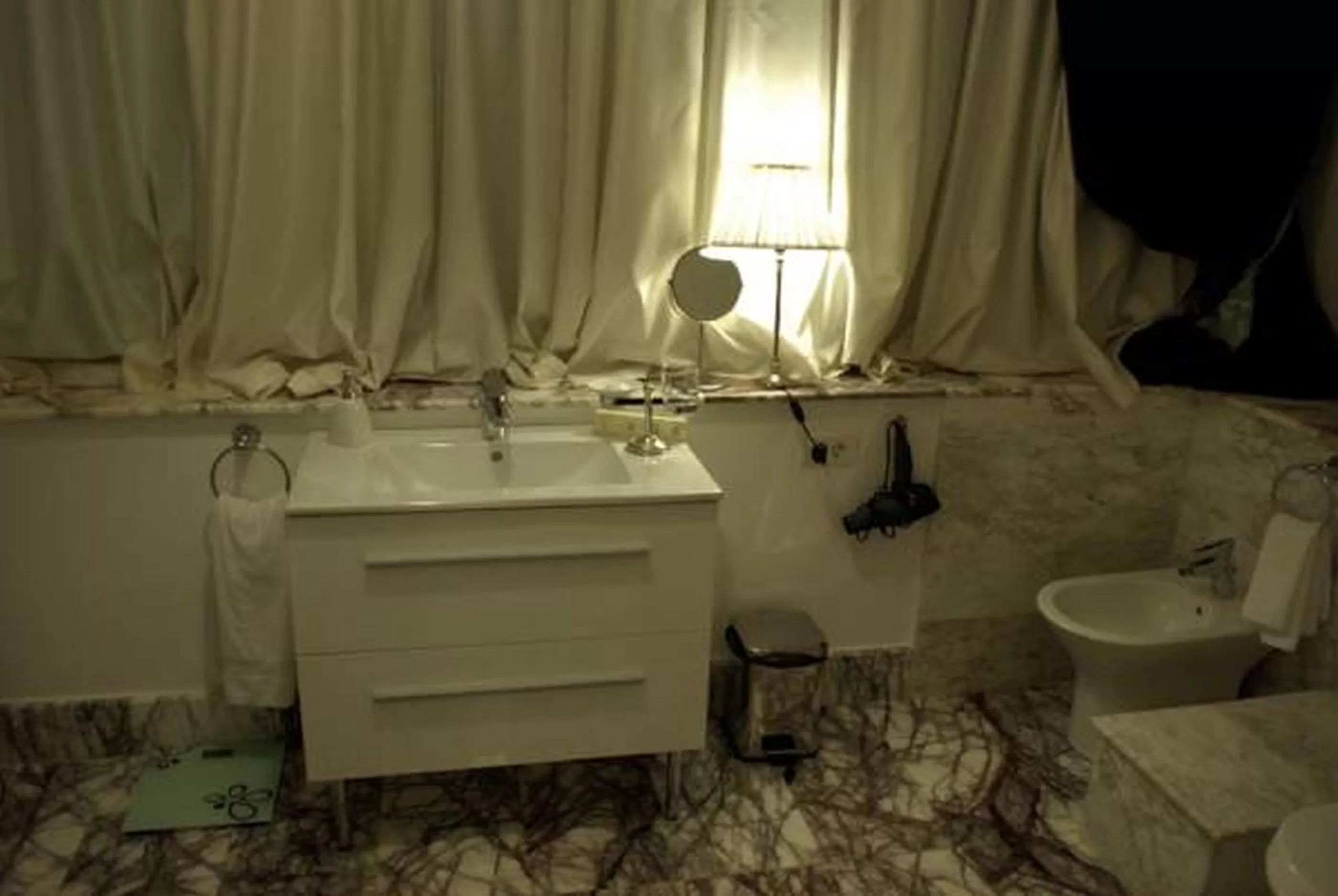 Grand Boutique Hotel