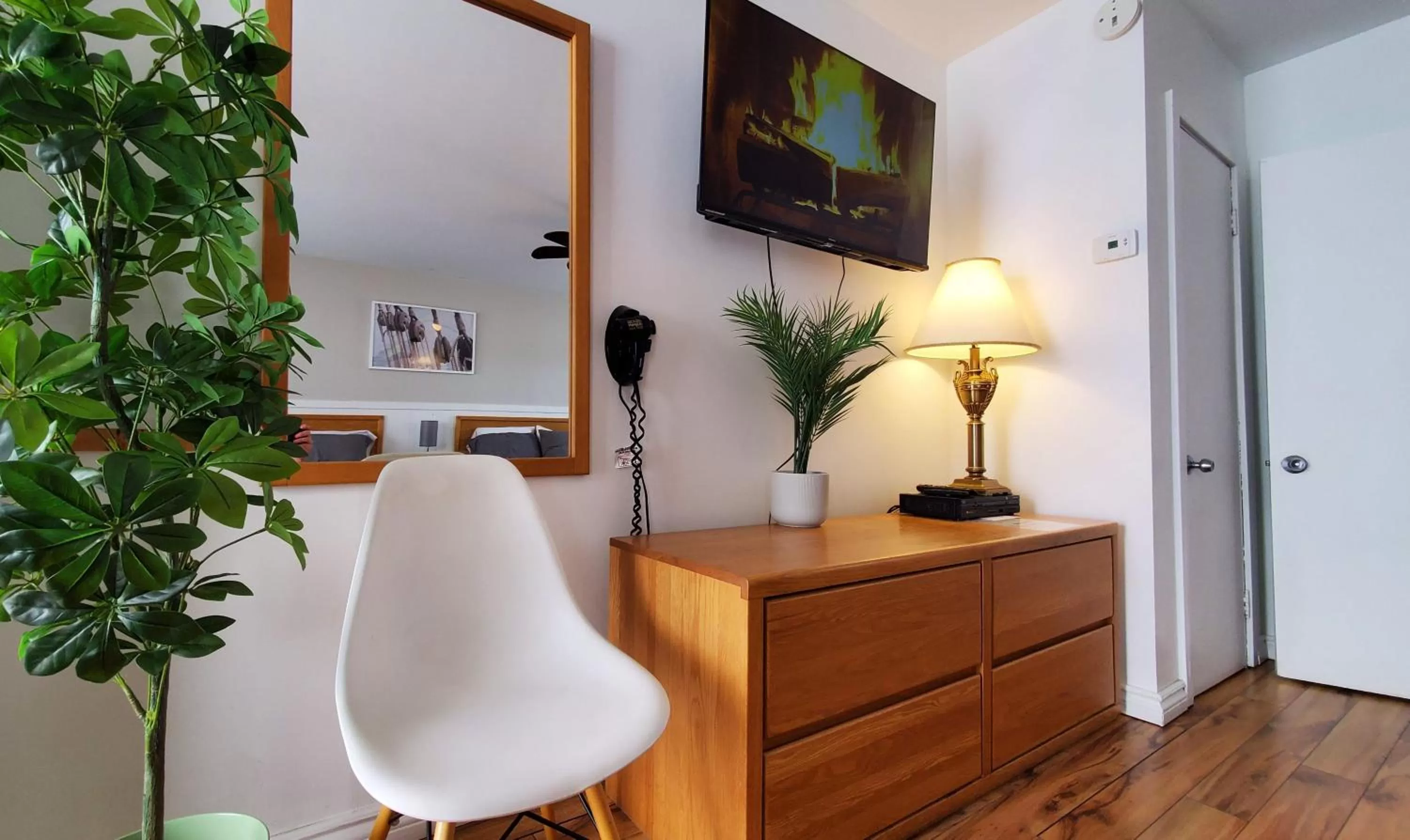 TV/Entertainment Center in Lofts Fleuve et Montagnes