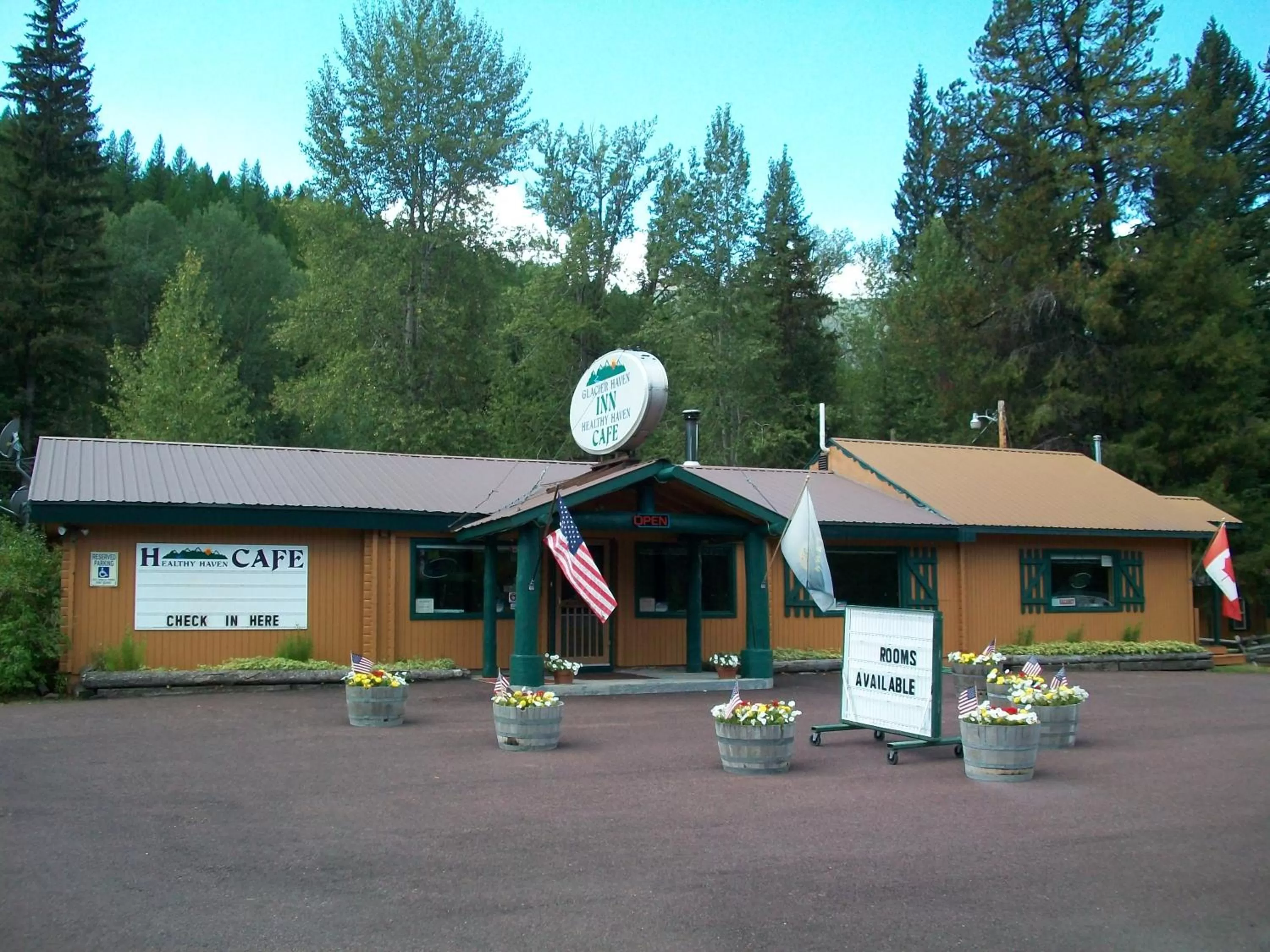 Restaurant/places to eat in Glacier Haven Inn