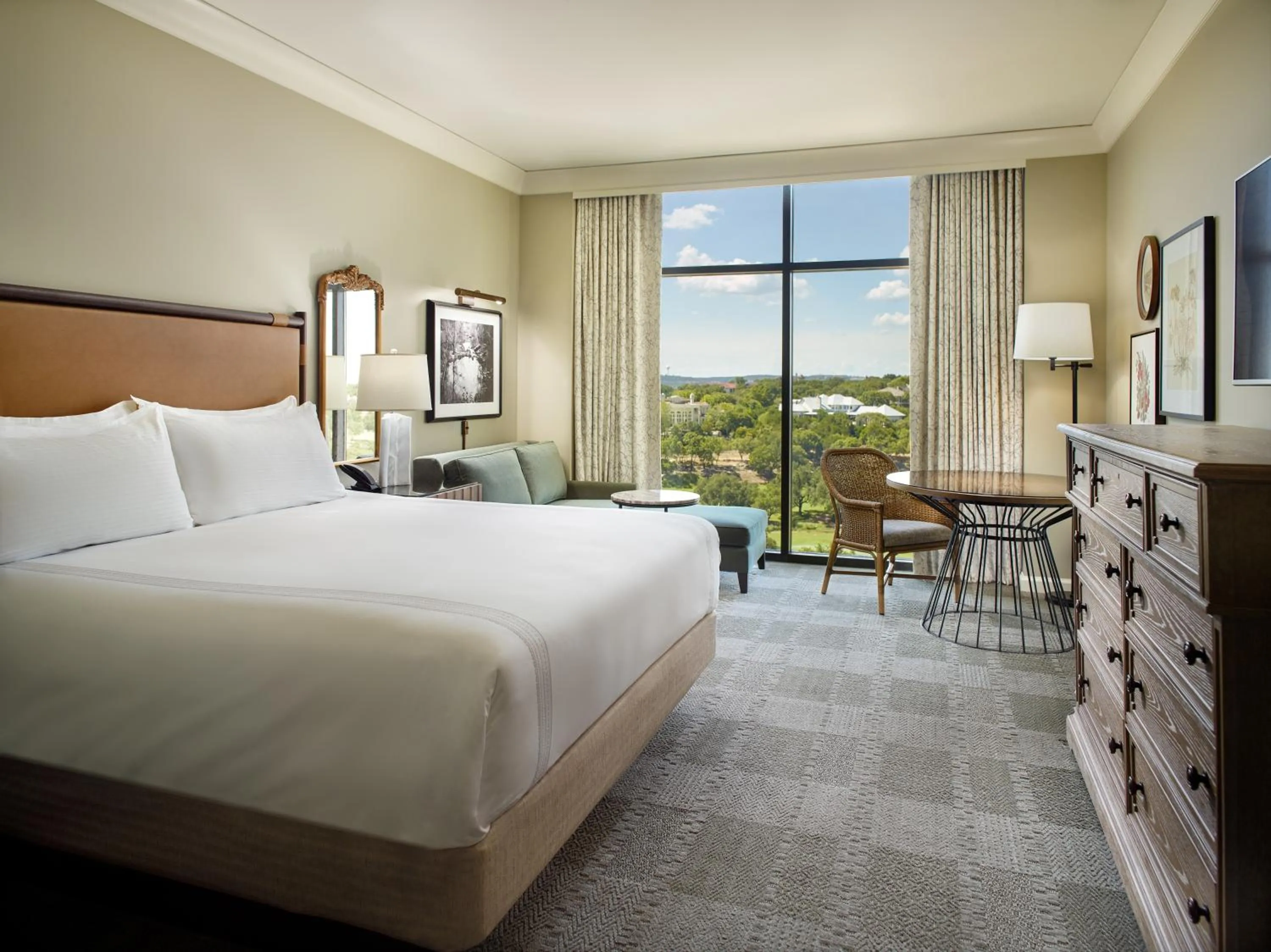 Deluxe Room - 1 King Bed in Omni Barton Creek Resort and Spa Austin