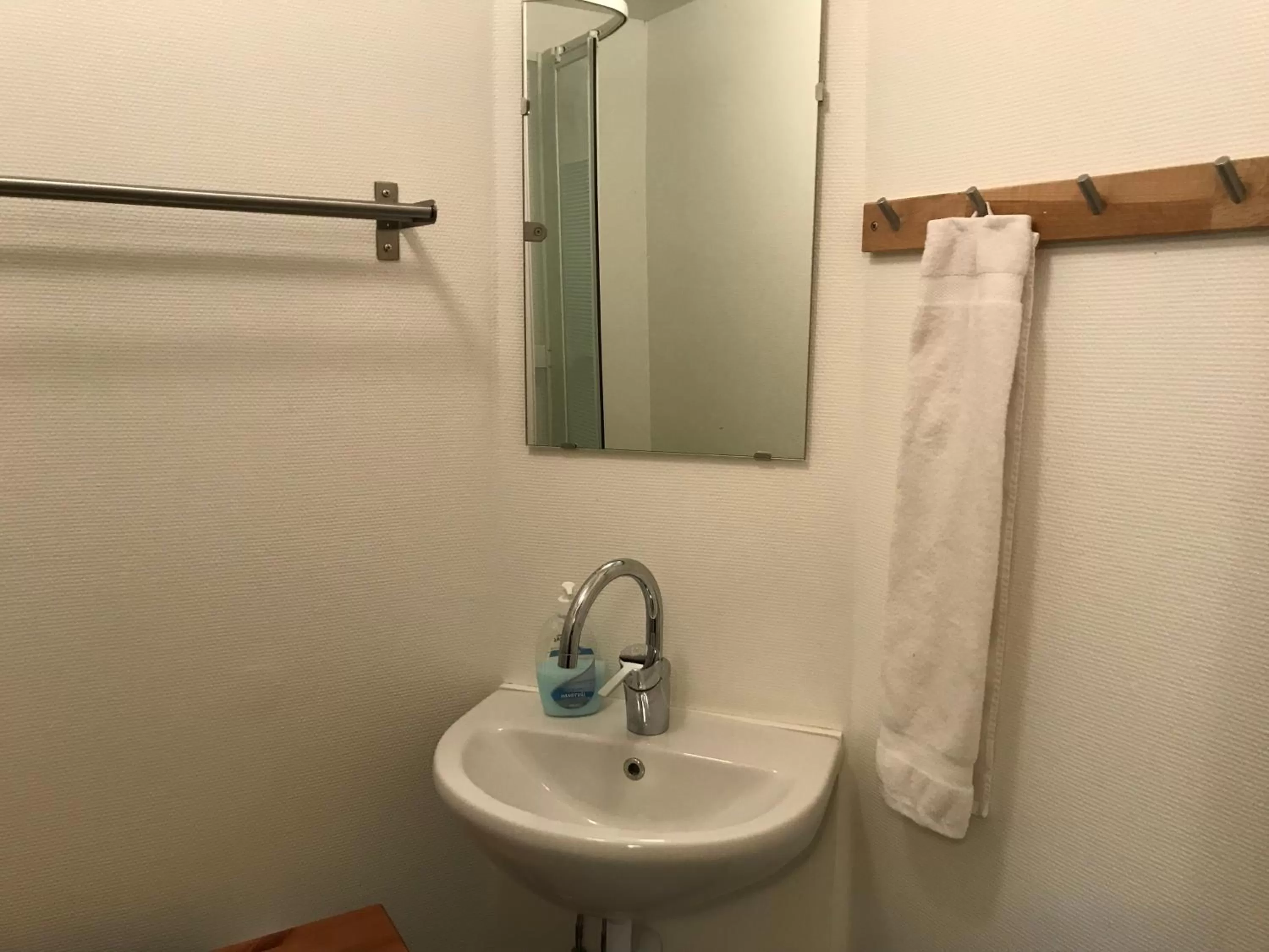 Bathroom in Brunius Bed and Breakfast