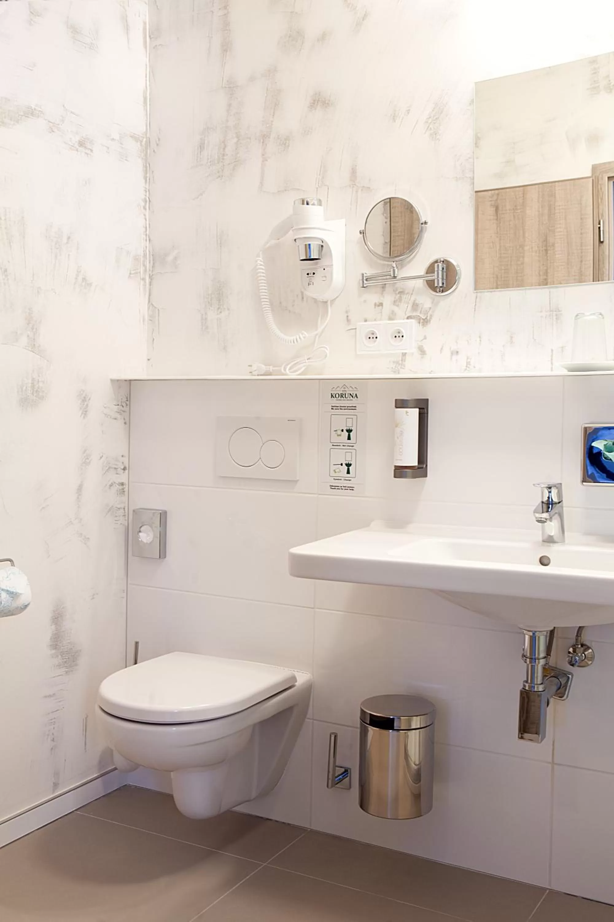 Bathroom in Hotel Koruna