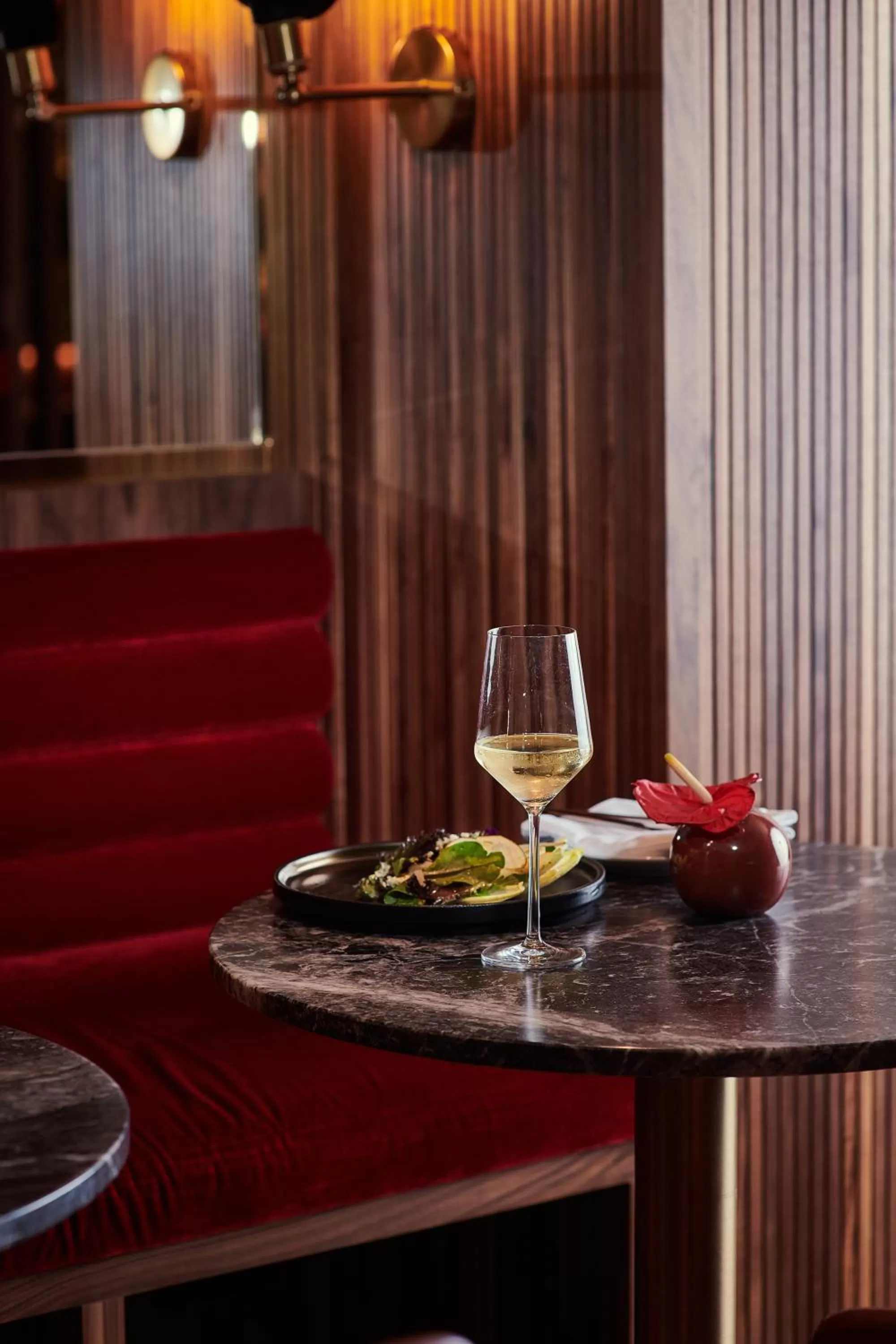 Lounge or bar in Melia White House Hotel