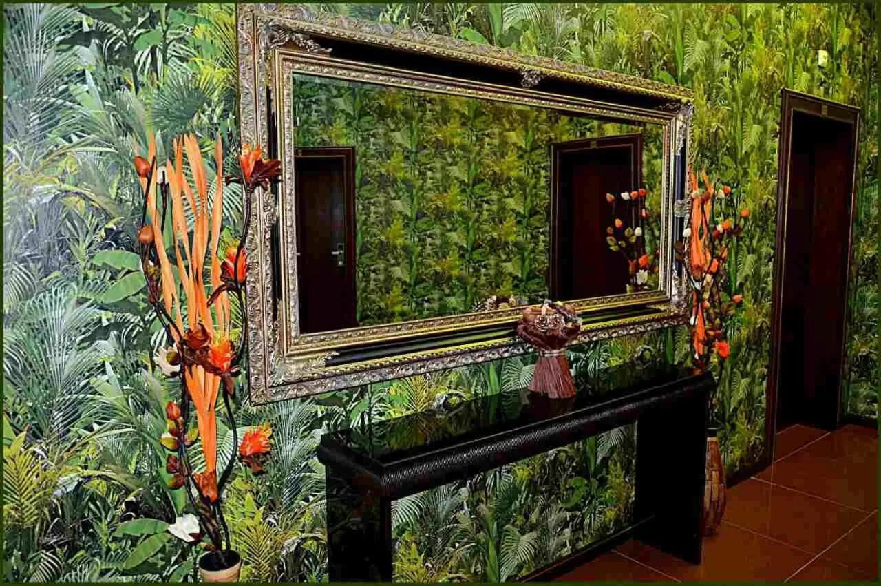 Decorative detail in Hotel Africa