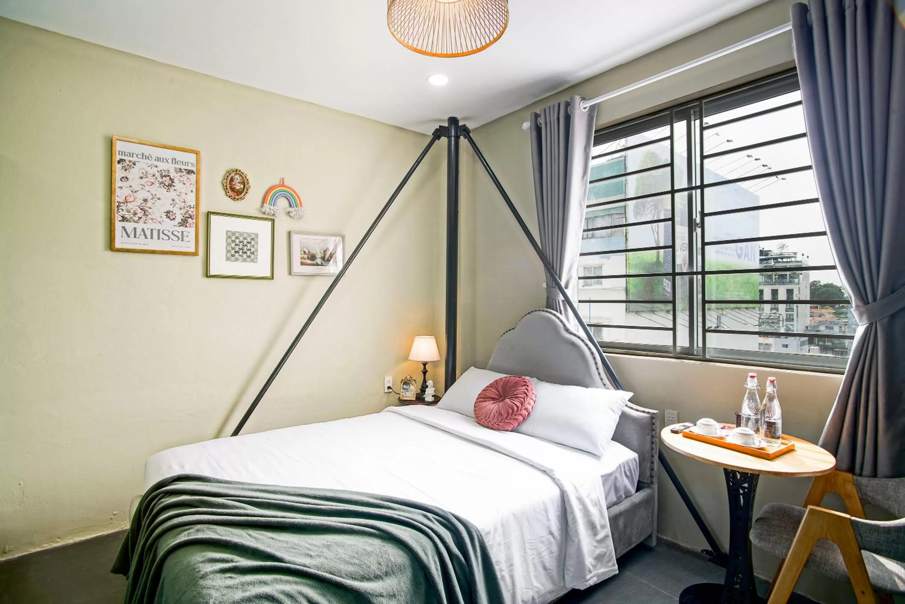 Bed in SAZI BEN THANH Hotel HCM