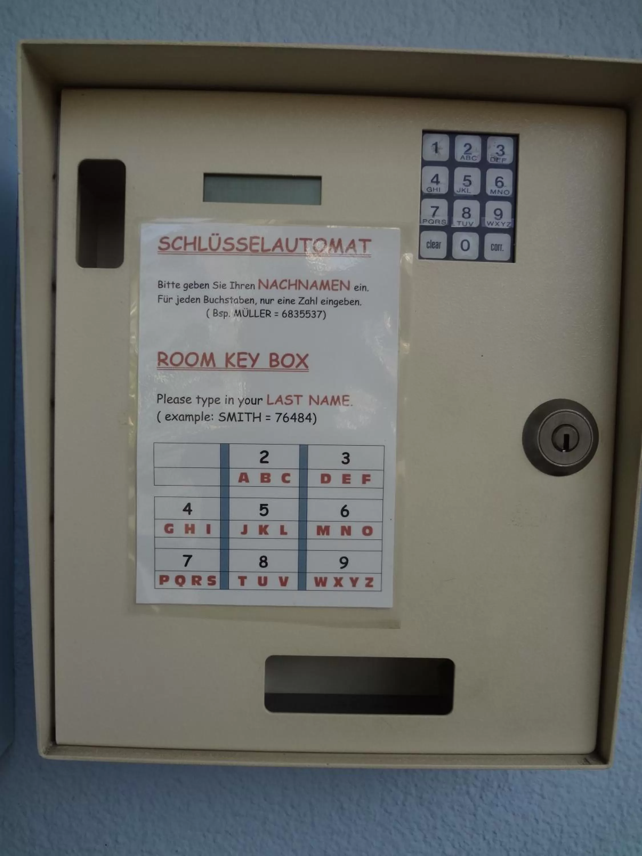 Facade/entrance in Hotel Rose Heidelberg inklusive Frühstück, Saunanutzung und Parkplätze nach Verfügbarkeit