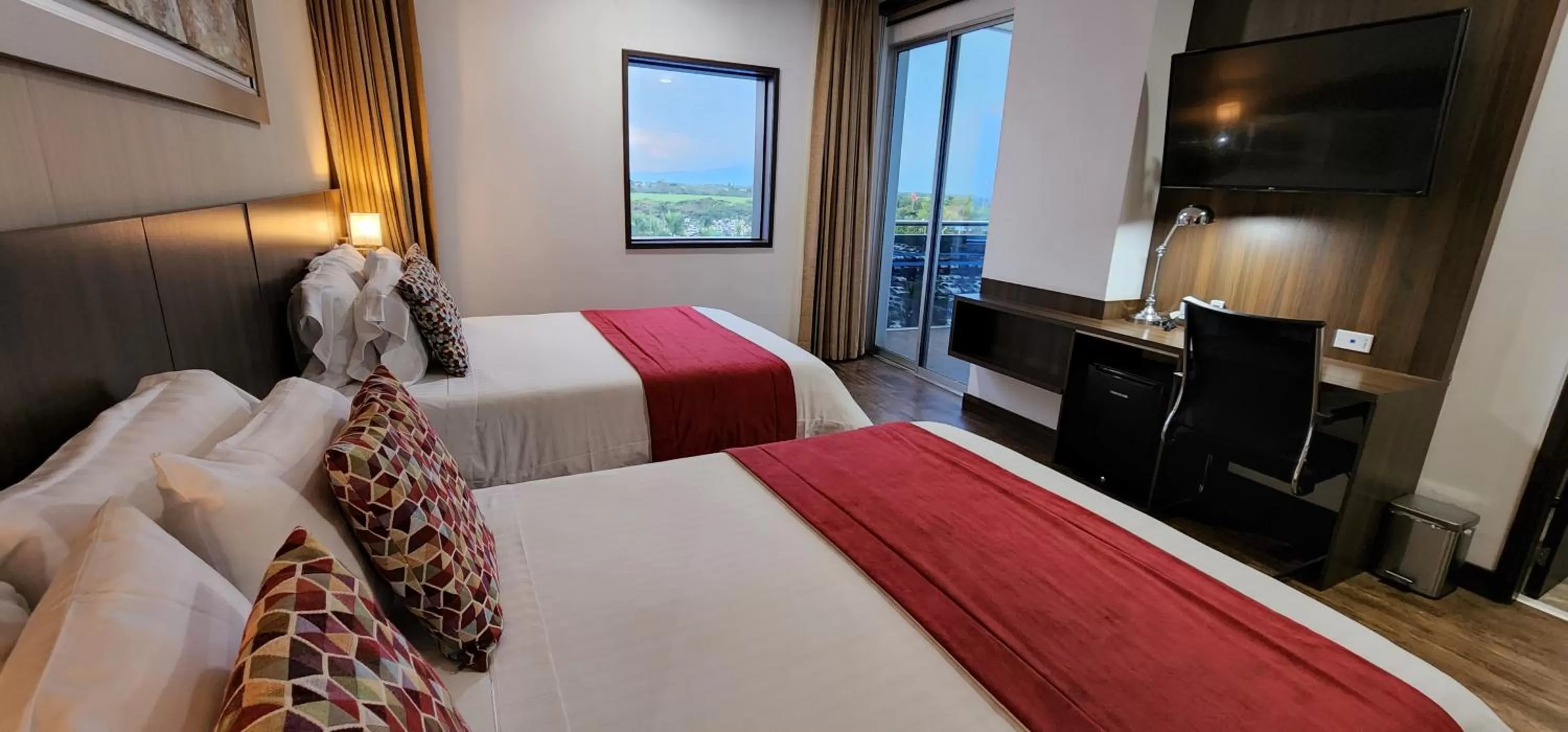 Bed in Hotel Real Elim International