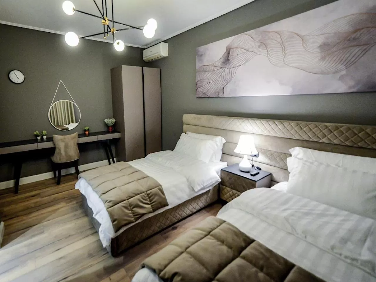 Bed in Hotel Vila Tirana